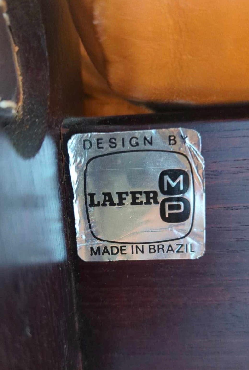 Percival Lafer MP-97 Ledersofa mit Rahmen aus brasilianischem Palisanderholz 8