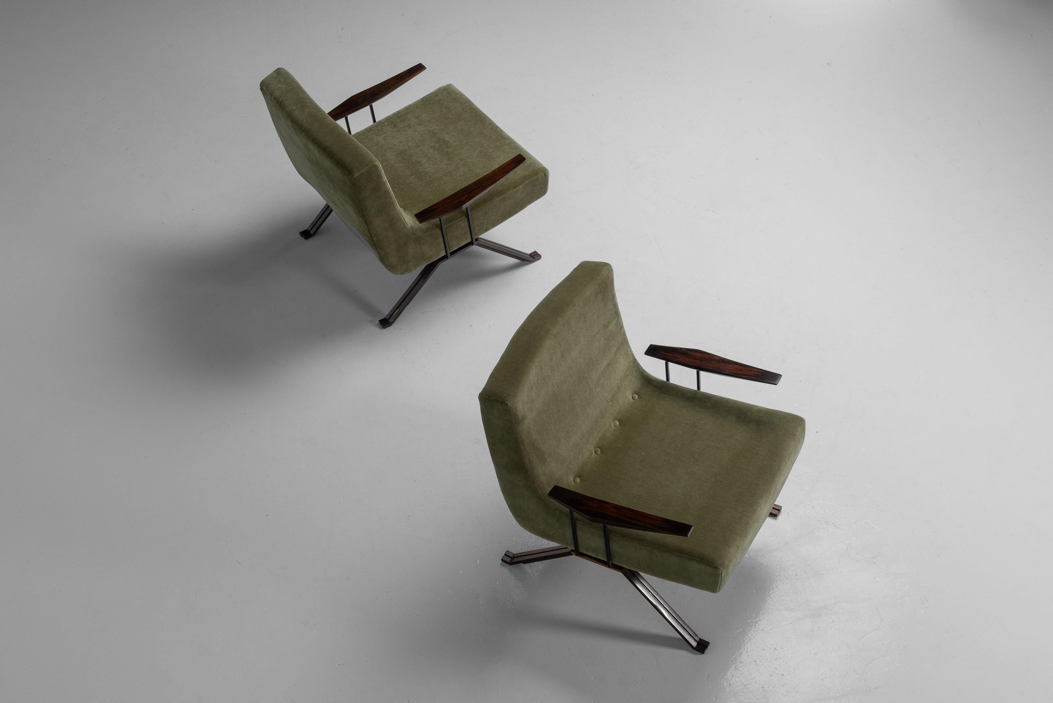 Brazilian Percival Lafer MP1 lounge chairs Brazil 1961 For Sale