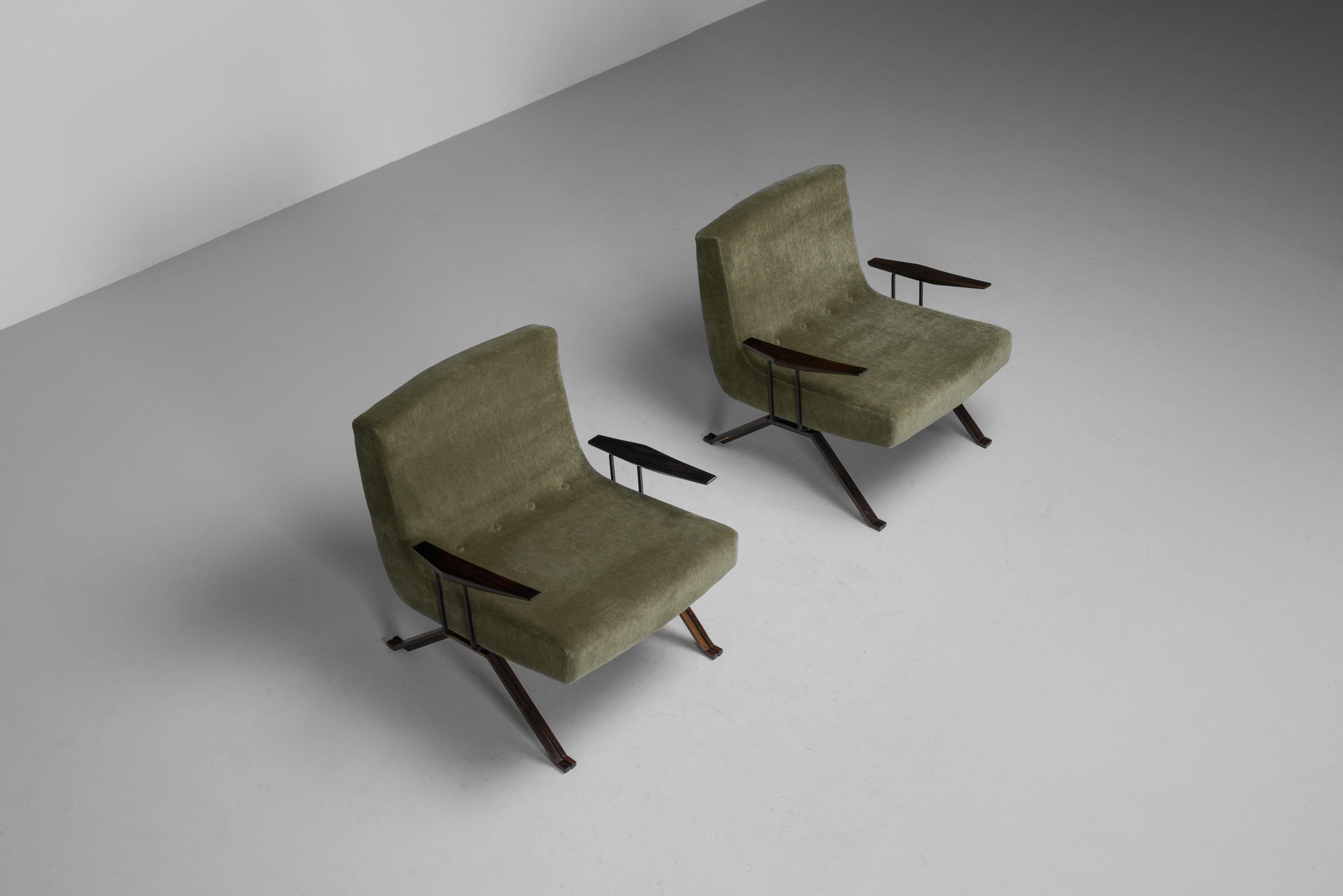 Mid-20th Century Percival Lafer MP1 lounge chairs Brazil 1961 For Sale
