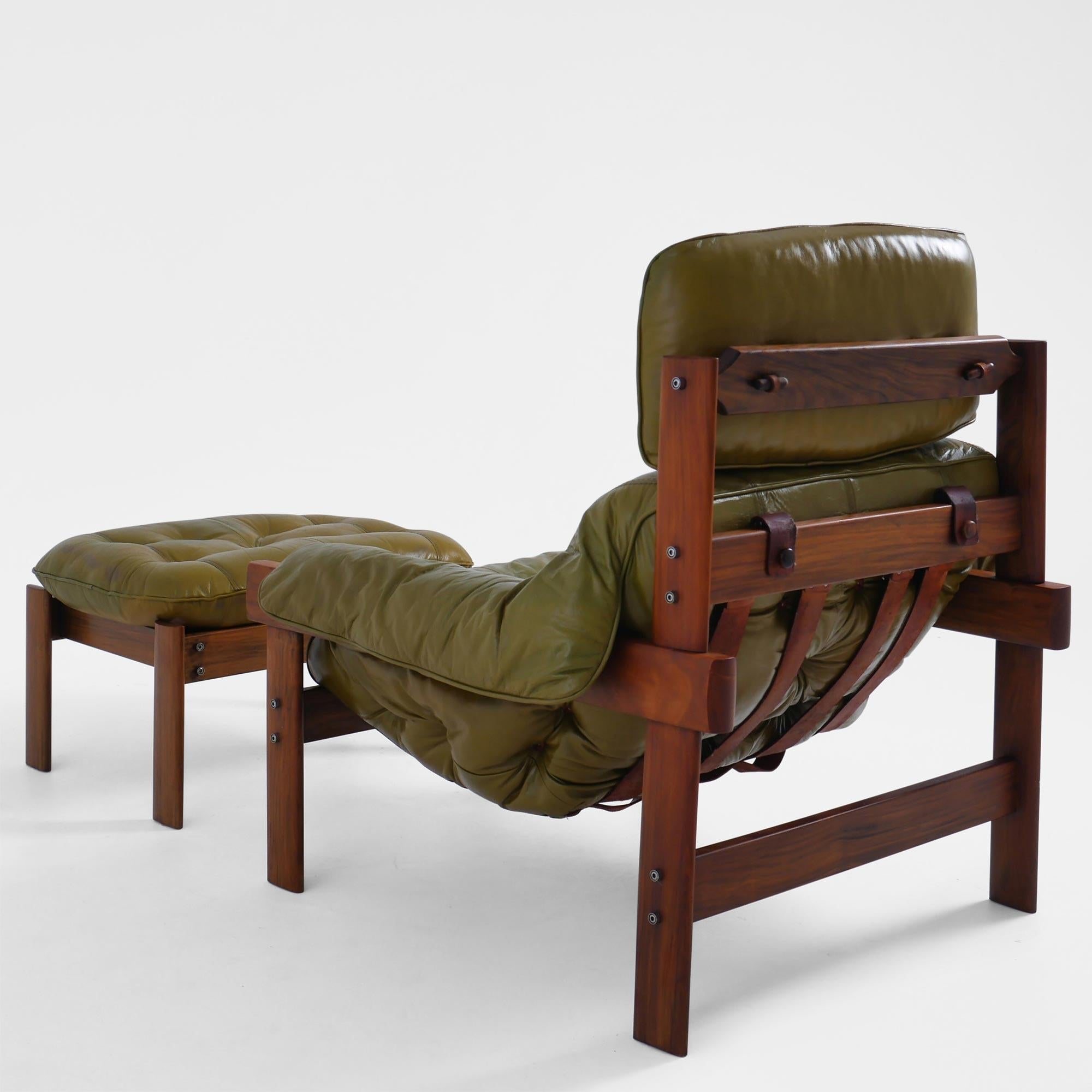 Percival Lafer MP-41 Silla de salón y otomana, Brasil, años 70 - Piel verde Moderno de mediados de siglo en venta