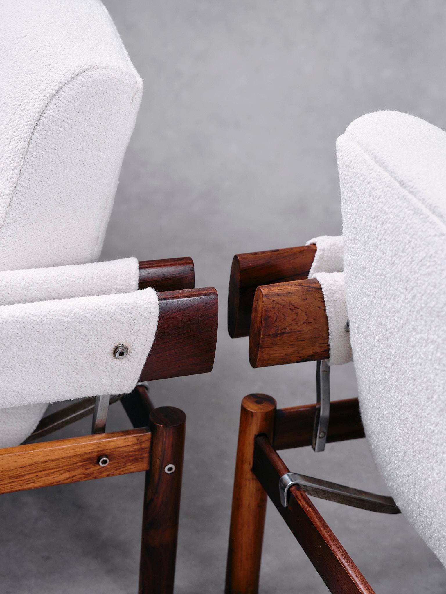 Percival Lafer pair of MP-19 Armchairs For Sale 1