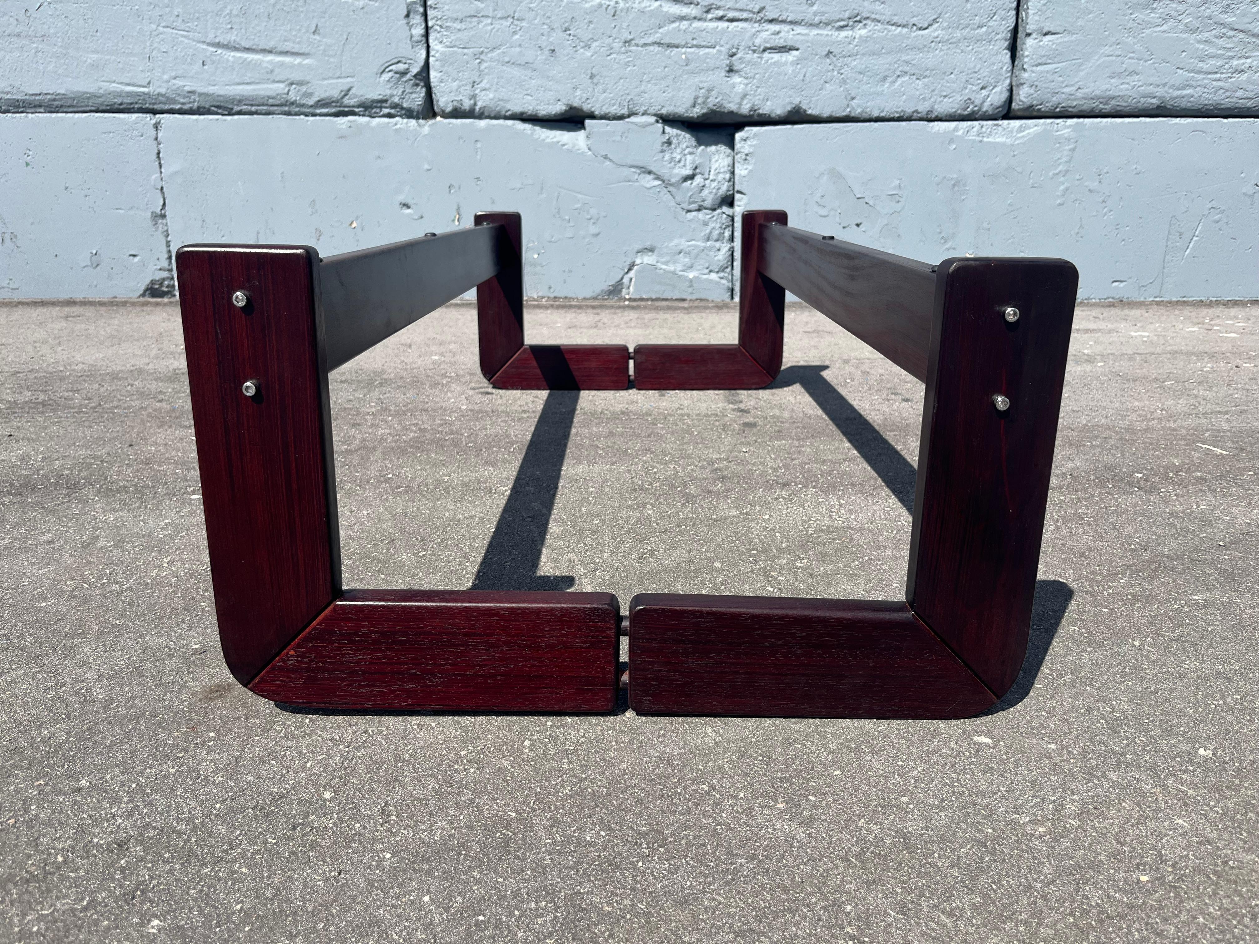 Table basse en bois de rose Percival Lafer Brésil en vente 3