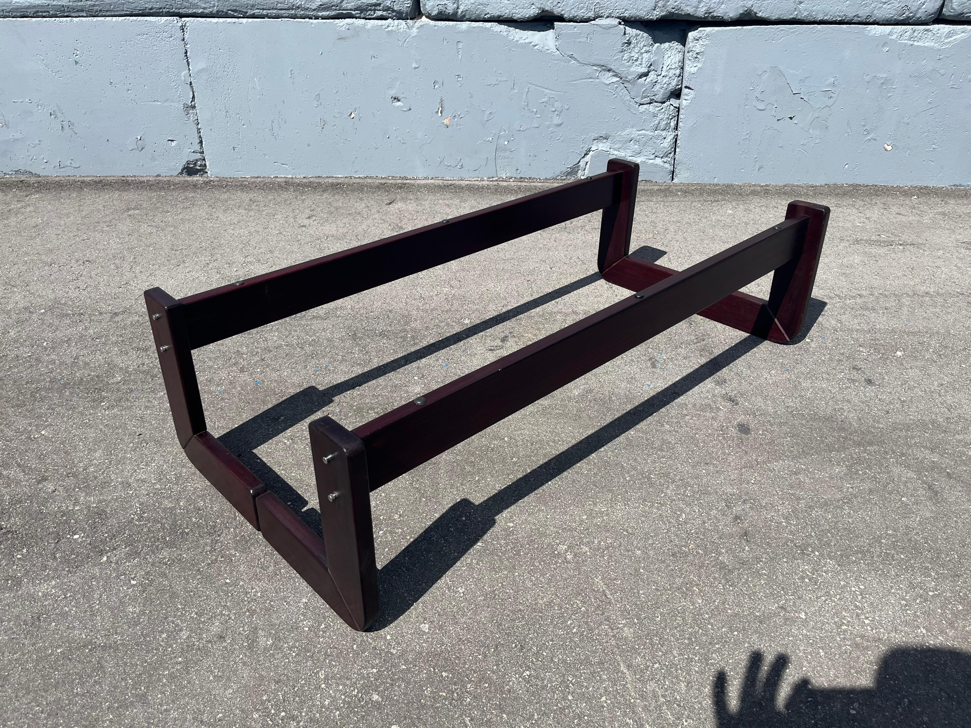 Table basse en bois de rose Percival Lafer Brésil en vente 7