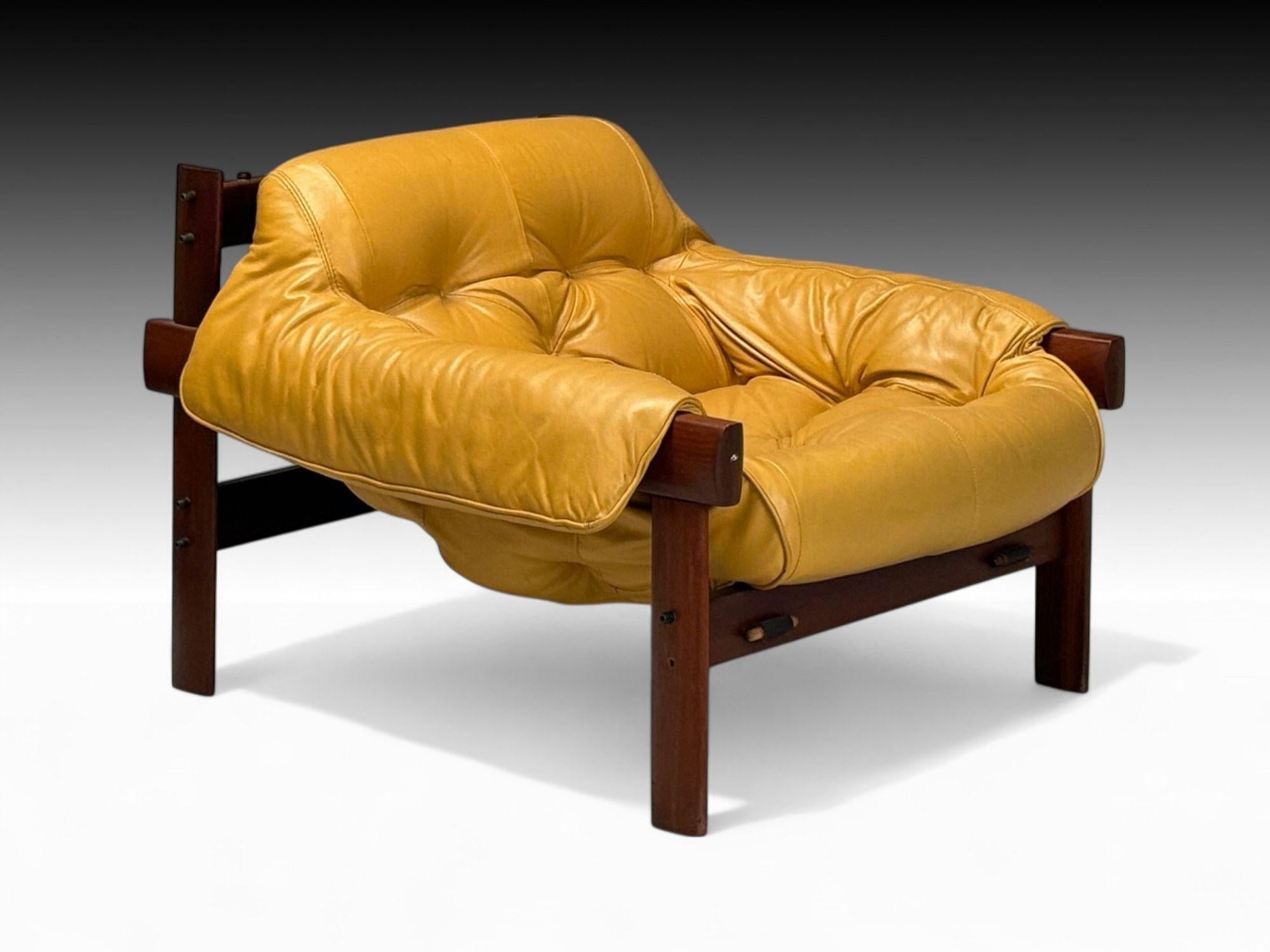 Percival Lafer, Palisander, Leder, MP-41 Lounge Stühle, Brasilien, 1960er Jahre im Zustand „Gut“ im Angebot in Manhasset, NY