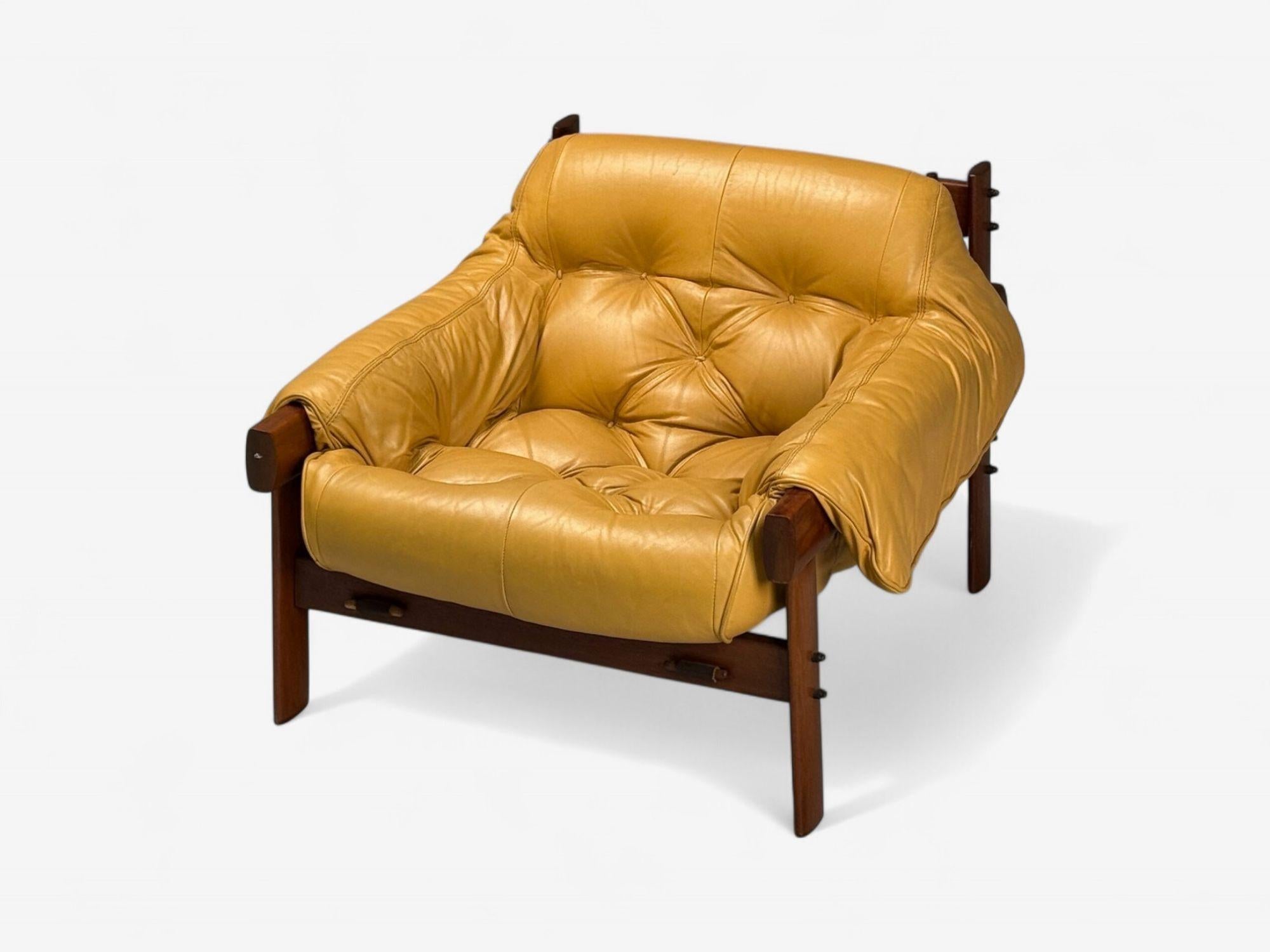 Percival Lafer, Palisander, Leder, MP-41 Lounge Stühle, Brasilien, 1960er Jahre (Mitte des 20. Jahrhunderts) im Angebot