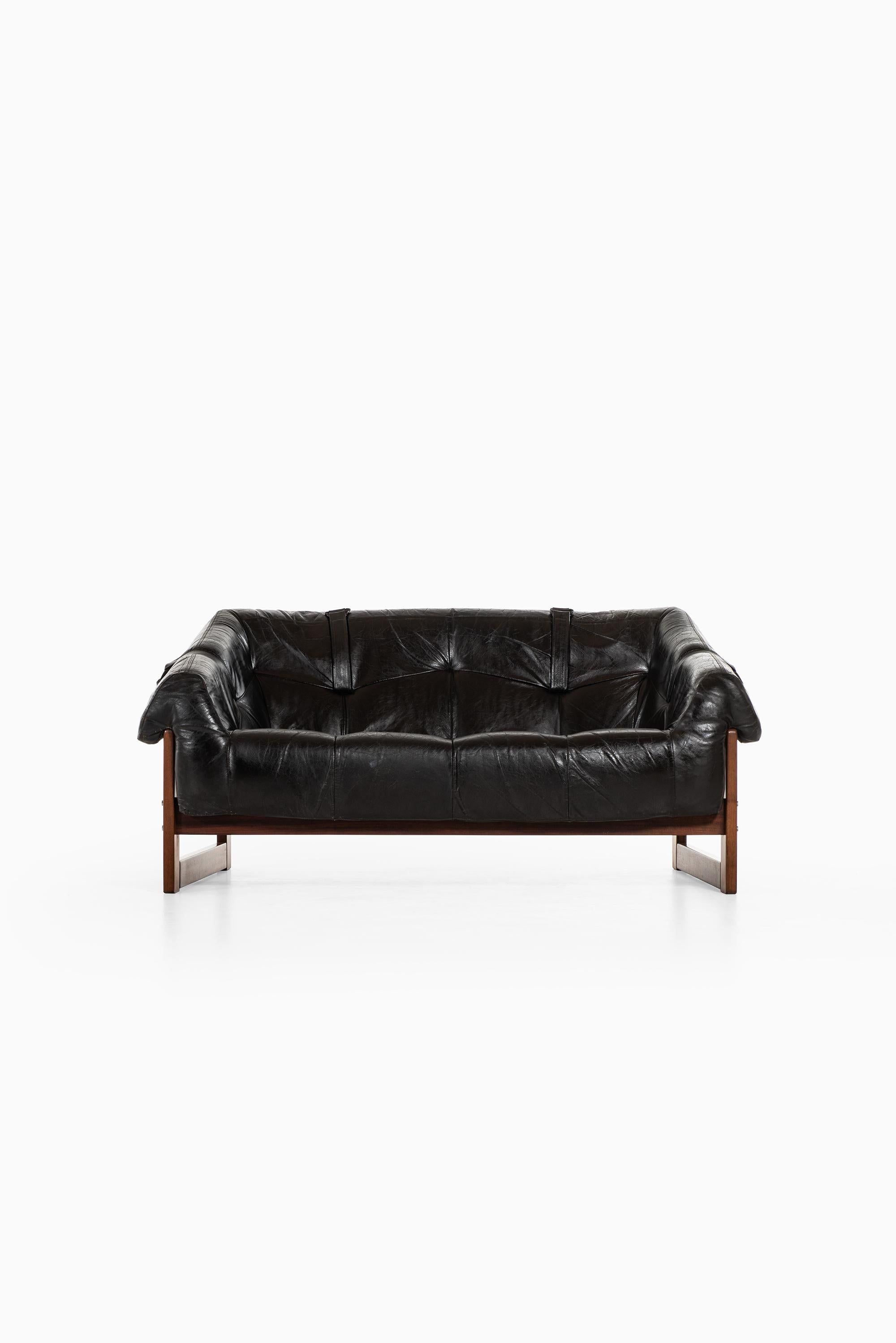 Mid-Century Modern Percival Lafer Seating Group Model MP-091 Produced by Lafer MP in Brazil