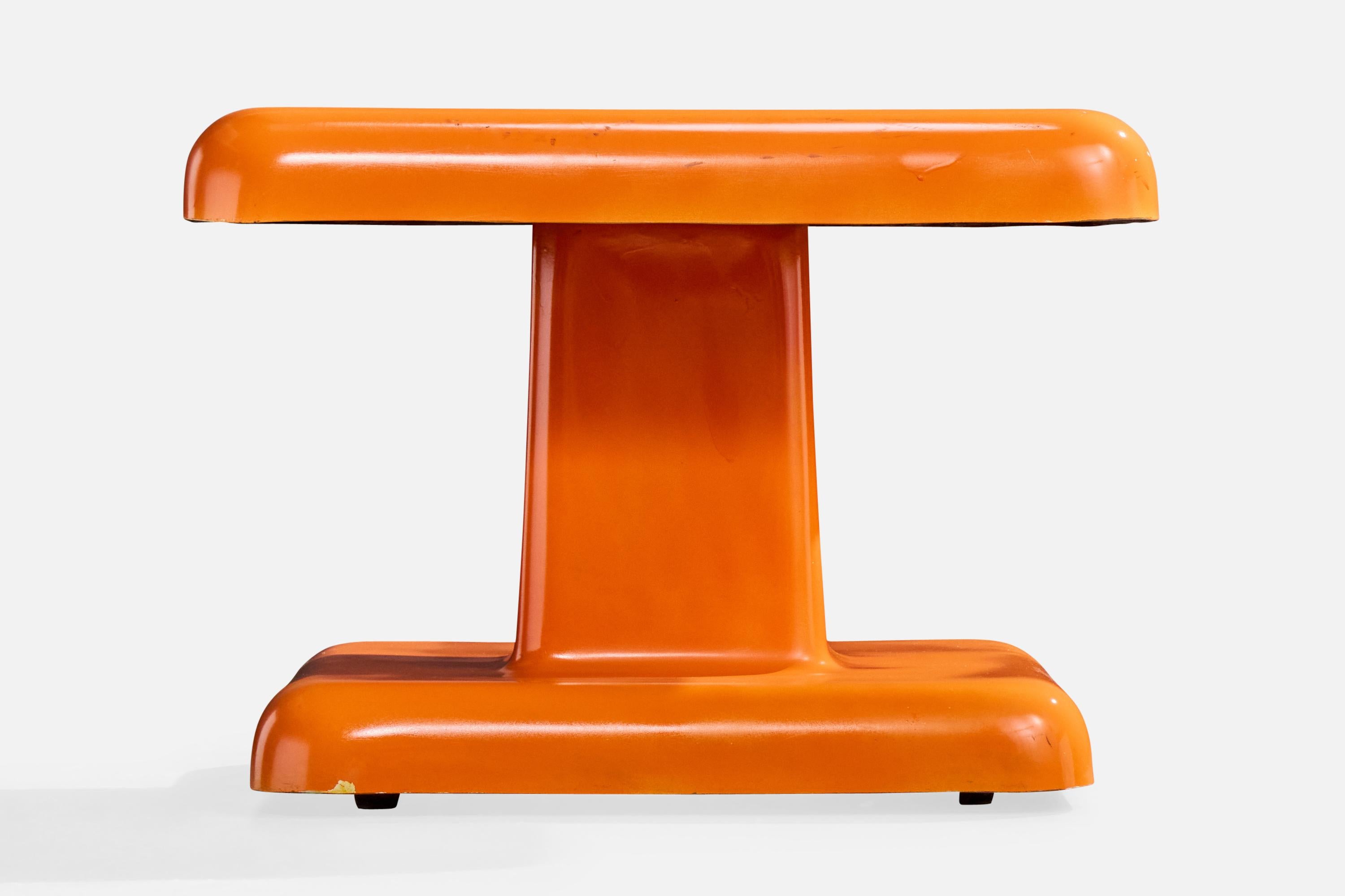 Percival Lafer, Side Tables, Fiberglass, Brazil, 1970s In Good Condition For Sale In High Point, NC