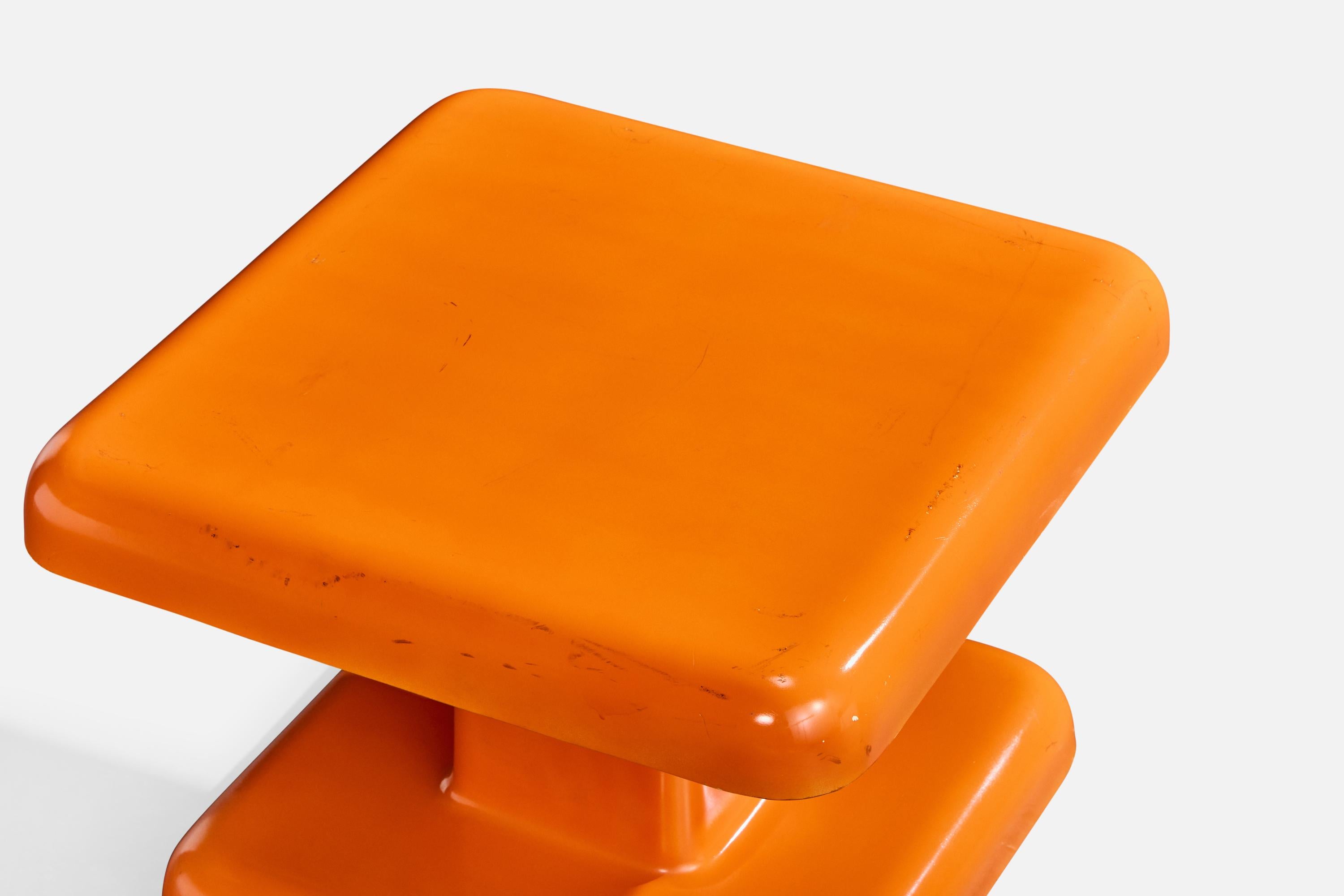 Percival Lafer, Side Tables, Fiberglass, Brazil, 1970s For Sale 1