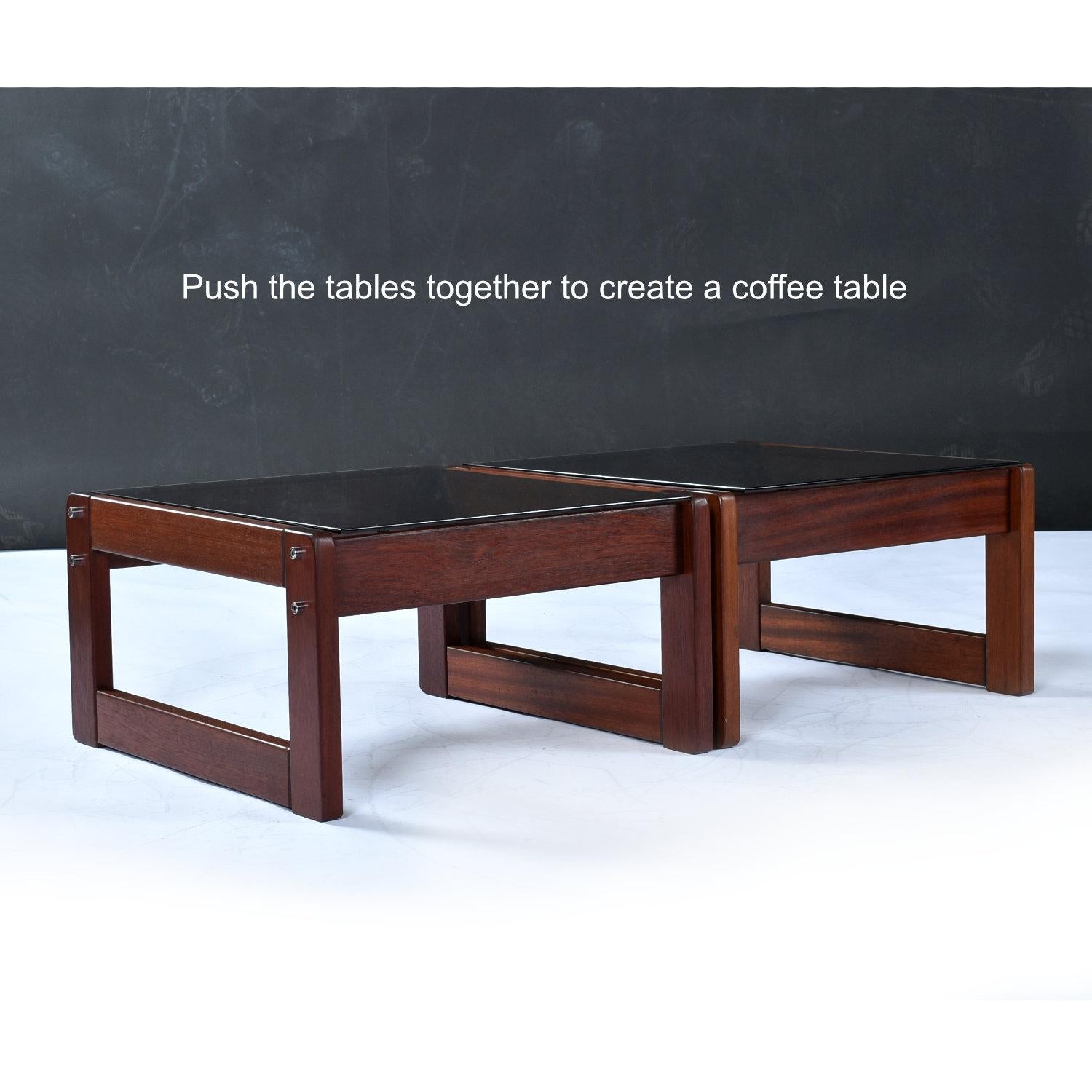 Tavolini moderni in palissandro brasiliano con piano in vetro fumé Percival Lafer in vendita 3