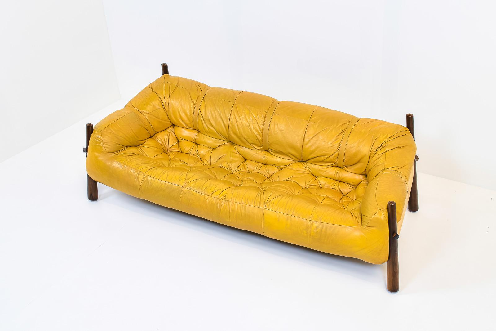 Mustard Yellow Leather Three-Seater Sofa by Percival Lafer, model 'MP-81' 1