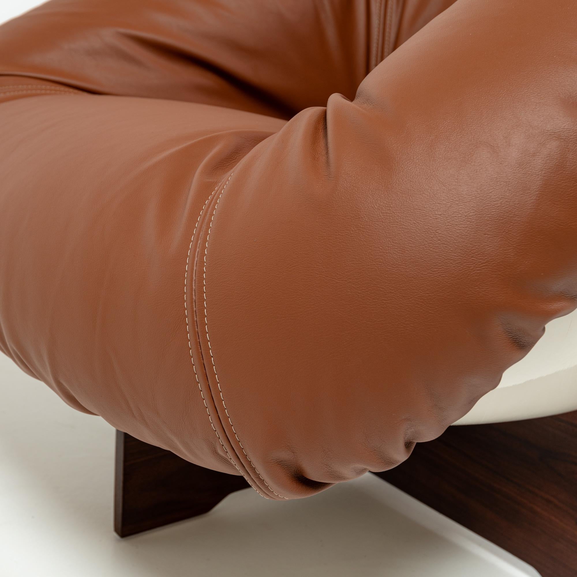 Percival Lafer's Lounge Chair model MP-61 in Maharam Leather and Rosewood, 1973 For Sale 4