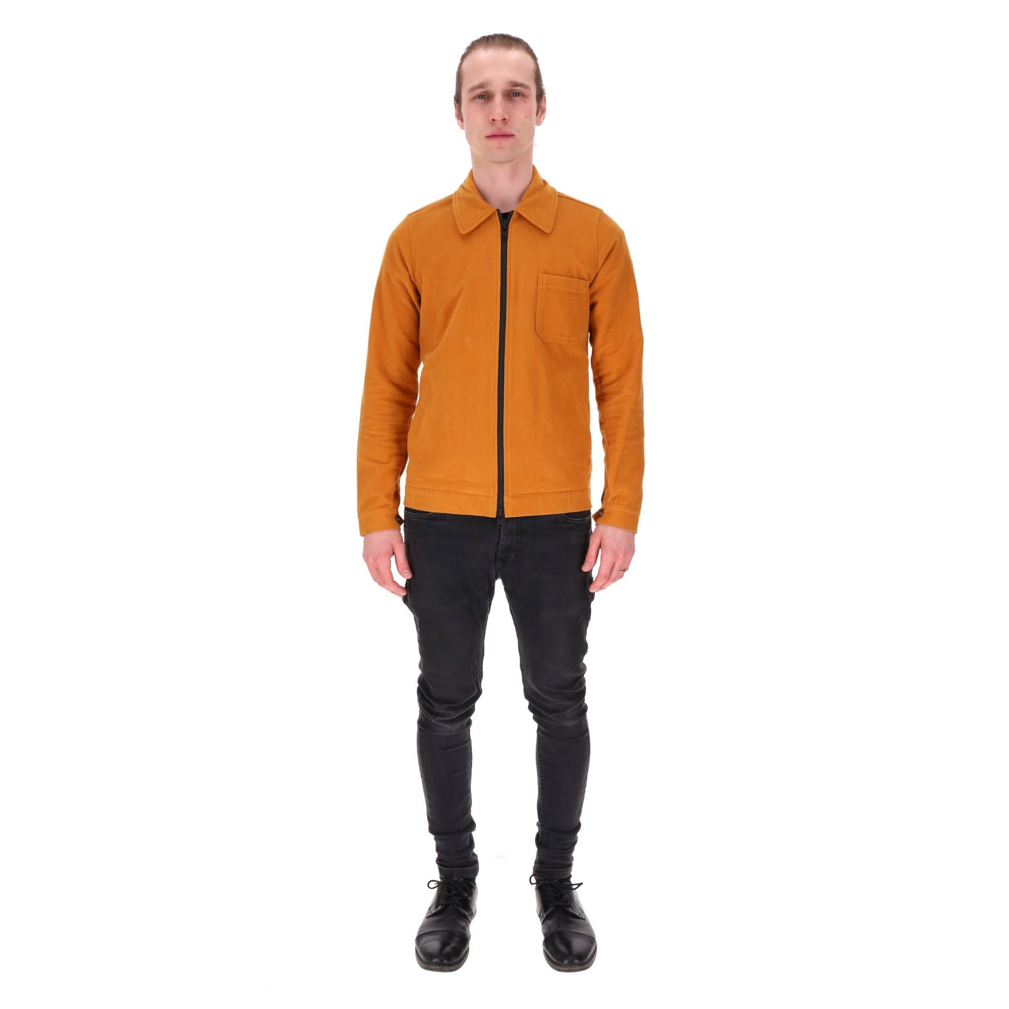 Percival Limited Edition Moleskin Jacket

Mustard yellow fully crafted from cotton with centre zip fastening.

Featuring flap chest pocket, collared neckline and buttoned cuffs.

Rrp Approx. £220

Size – 01

Condition – Very Good

Composition – 100%