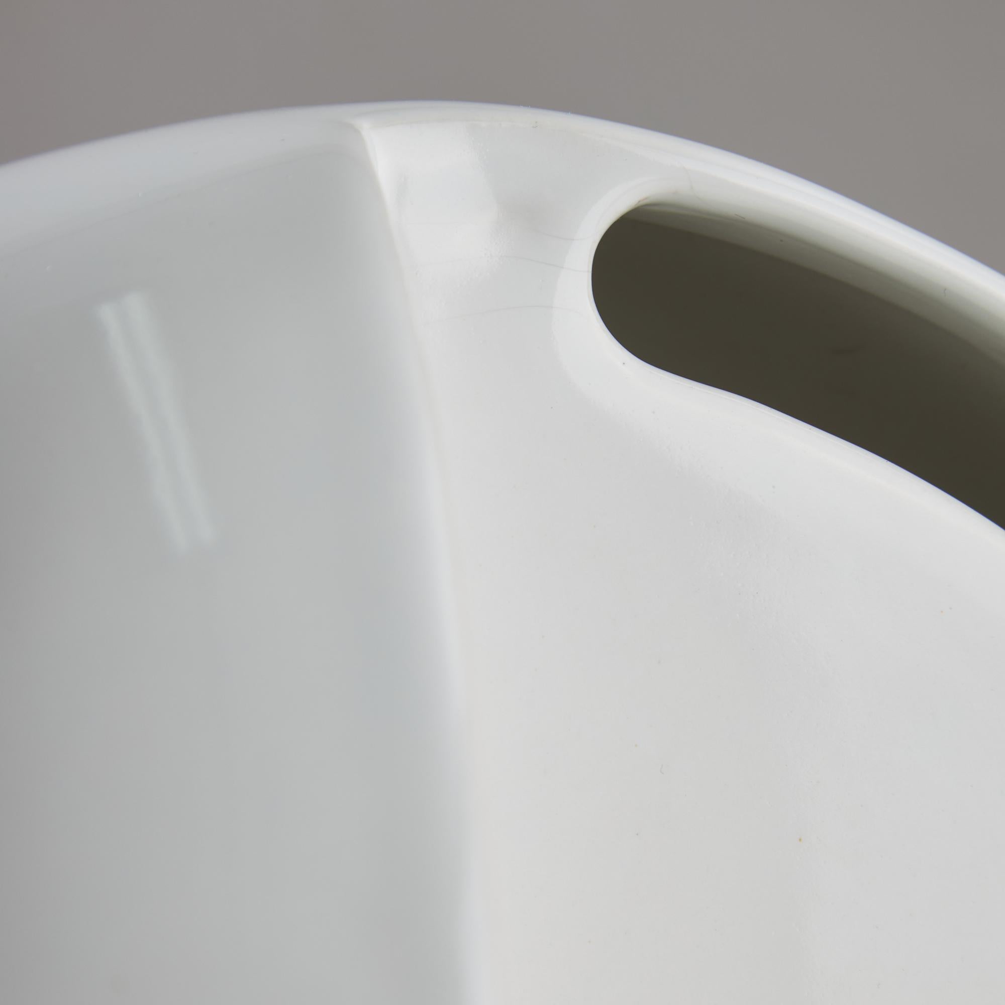 Late 20th Century Perdomello 70 White Hemisphere Ceramic Table Lamp, 1970s For Sale
