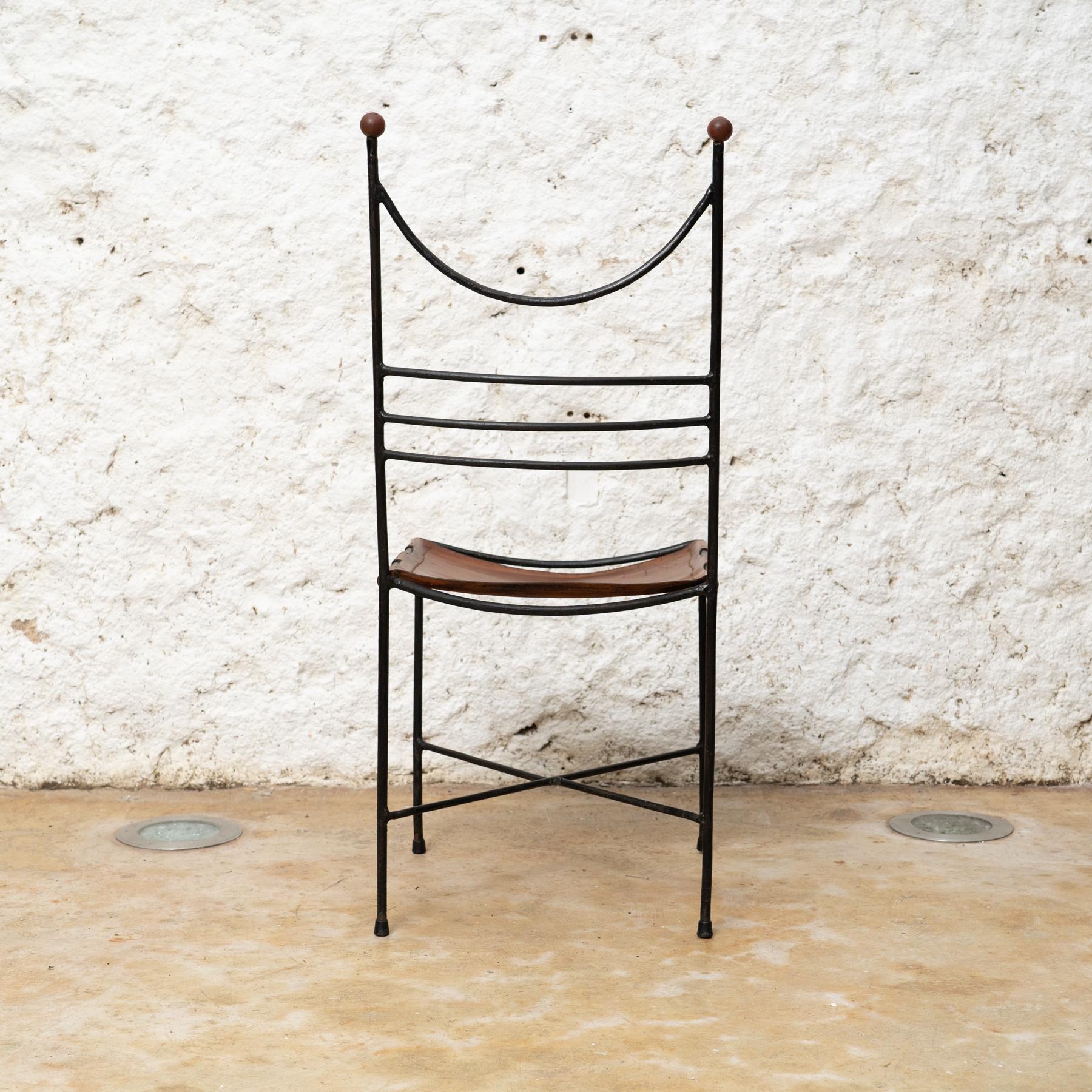 Pere Cosp Iron And Leather Chair Mid Century Modern, circa 1960 In Good Condition For Sale In Barcelona, Barcelona