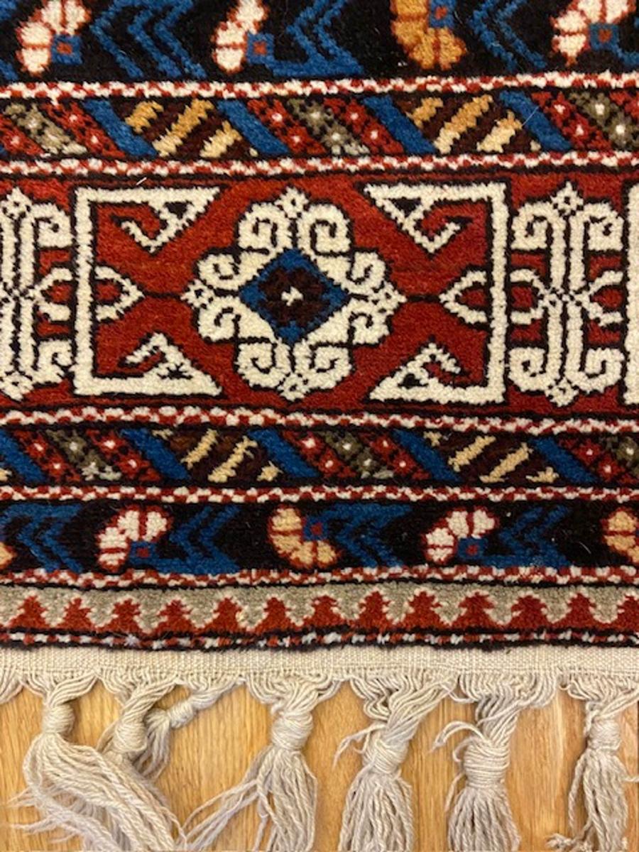 Perepedil-Teppich aus dem östlichen Kaukasus, Bezirk Kuba, Westküste des Kaspischen Meeres

Alter: ca. 1885

Größe: 7′.5 