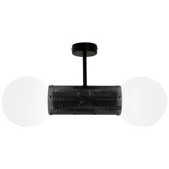 Lampe à suspension double Perf, tube perforé noir mat, abat-jours ronds en verre