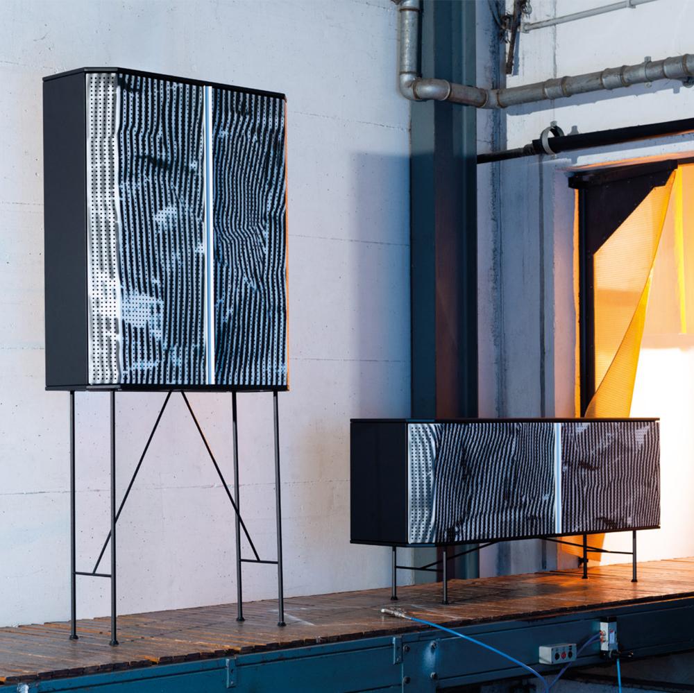 Verniciato Credenza Perf Stripe con piano in acciaio di Moroso per Diesel in vendita