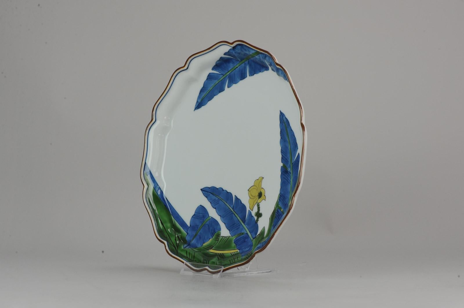 A very nicely decorated Japanese Porcelain plate, stunning colors. marked at base.

6-6-19-1-4

 Condition
Overall Condition Perfect; Size: 250 x 35 mm.