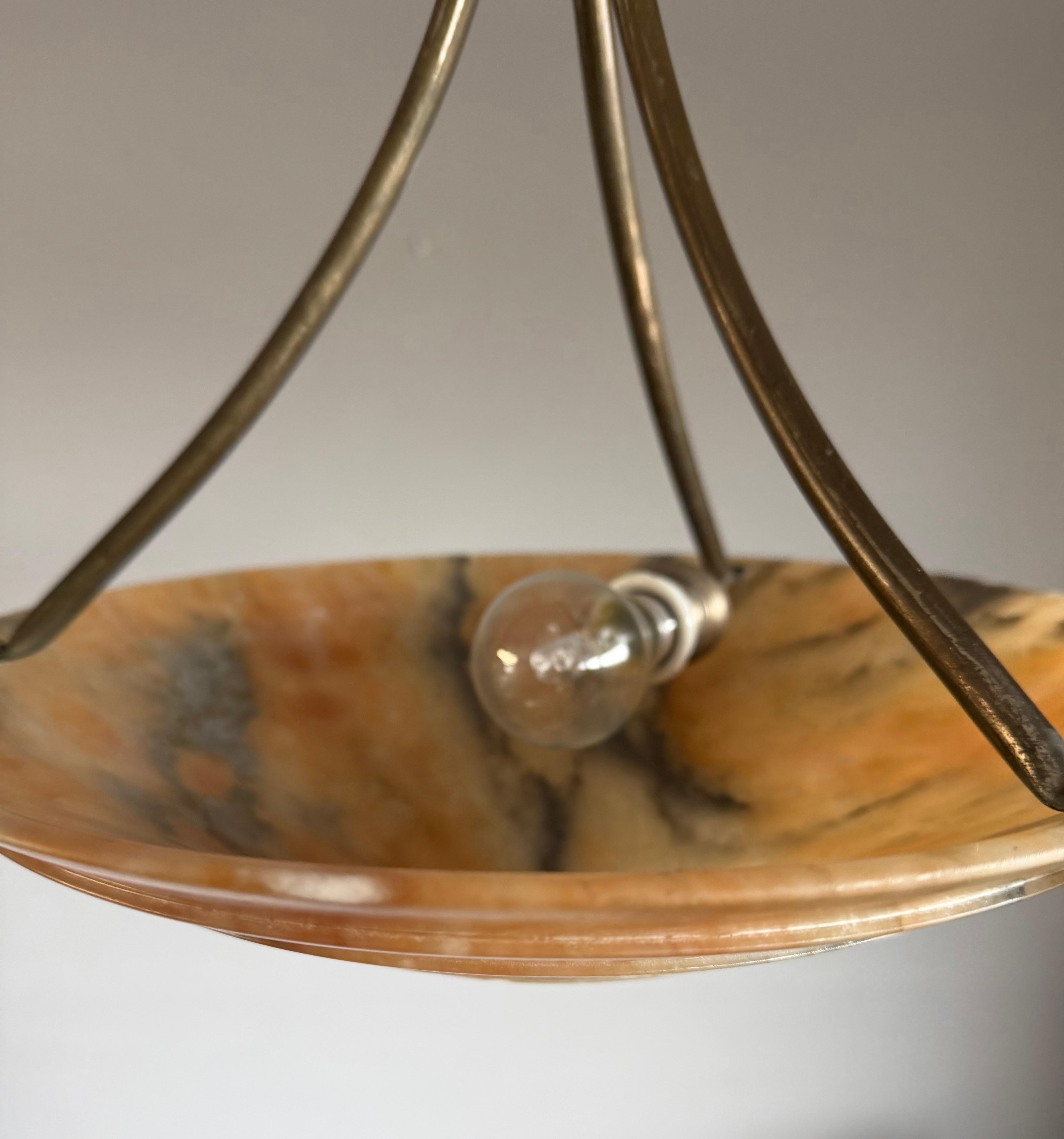 Lampada da soffitto in alabastro a più strati, perfetta in stile Art Deco e con un diametro di 13,7