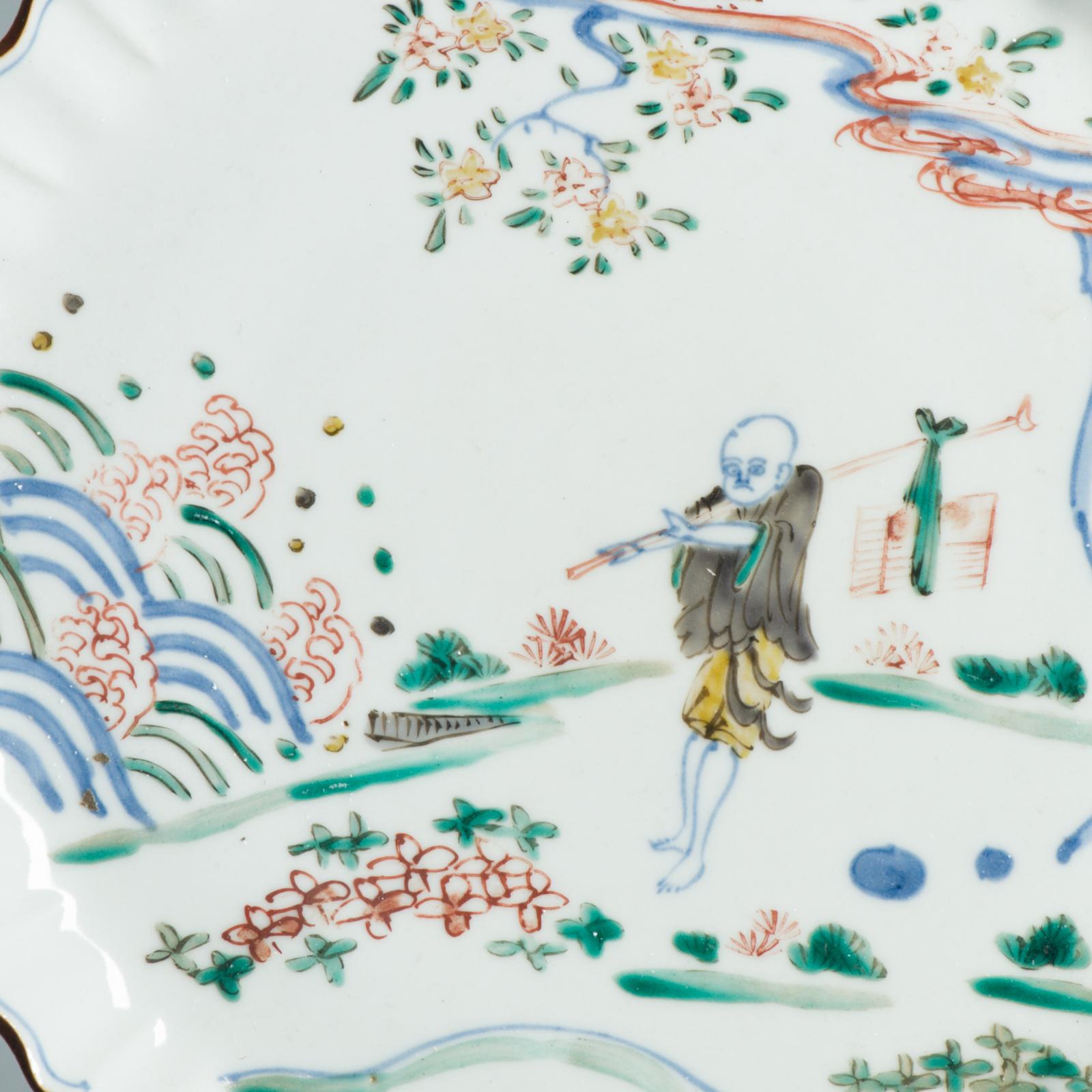 Parfait ca 1700 Assiette japonaise Arita Dans le style des premières assiettes du 17e siècle de Ming Ming. en vente 5
