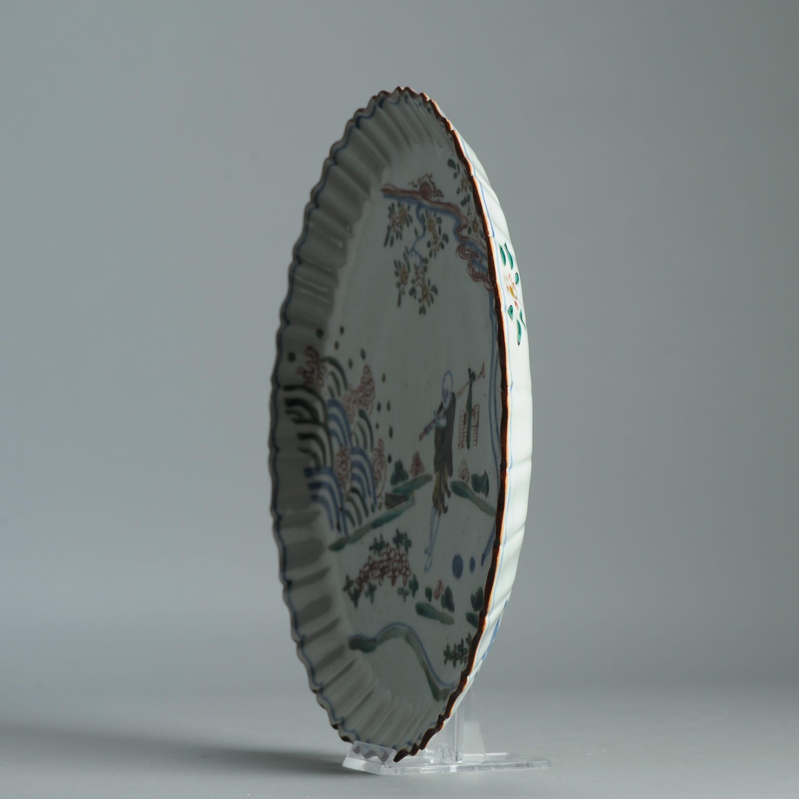 Parfait ca 1700 Assiette japonaise Arita Dans le style des premières assiettes du 17e siècle de Ming Ming. en vente 2