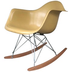 Perfect Condition Herman Miller Eames RAR Rocking Chair