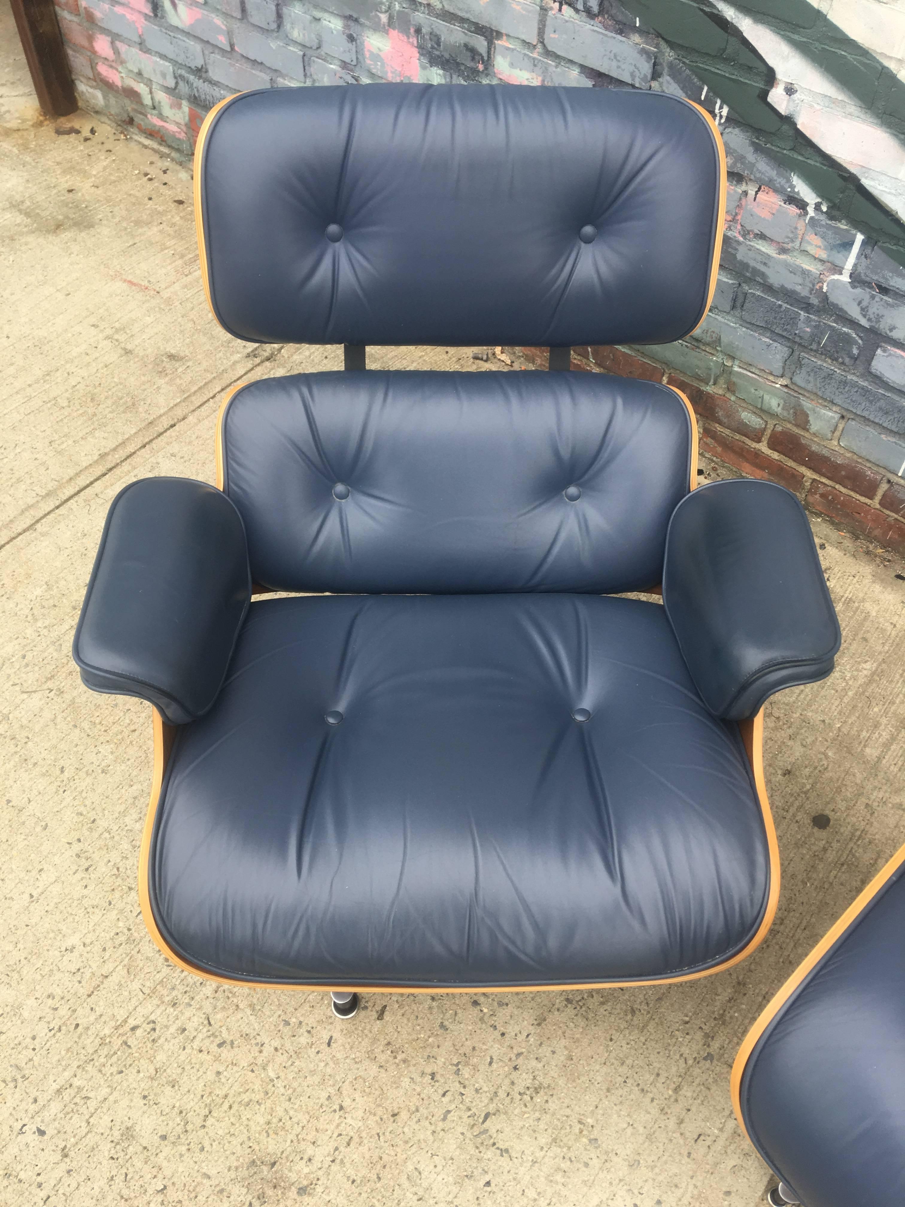Perfect Herman Miller Eames Lounge Chair and Ottoman in Custom Blue Leather 1