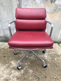 Chaise de direction parfaite Herman Miller Eames Soft Pad