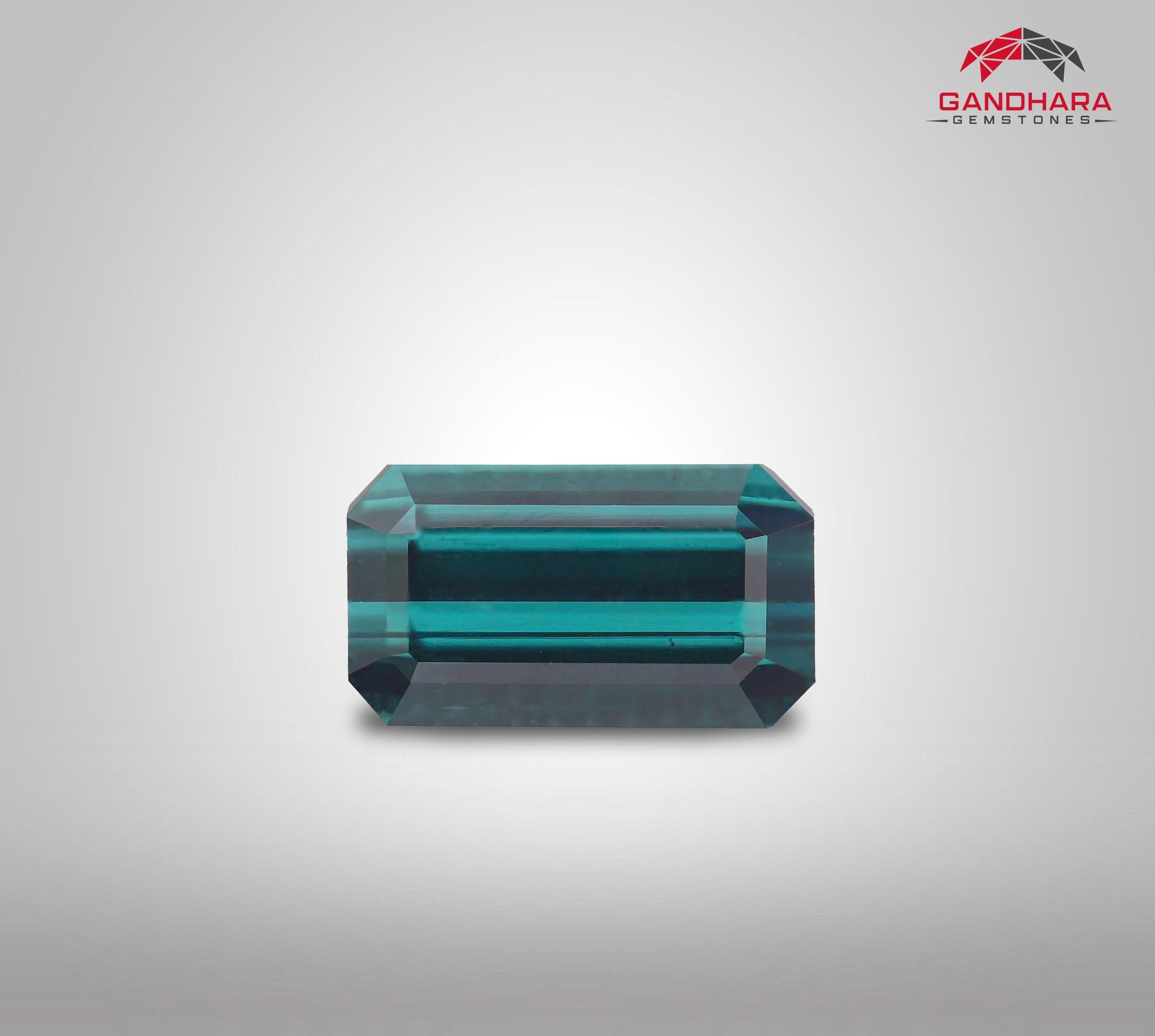 Pierre Tourmaline Indicolite parfaite, disponible à la vente au prix de gros, naturel de haute qualité, 2,25 carats Loose certifié tourmaline gemme de Madagascar.

Informations sur le produit :
TYPE DE PIERRE PRÉCIEUSE	Pierre Tourmaline Indicolite