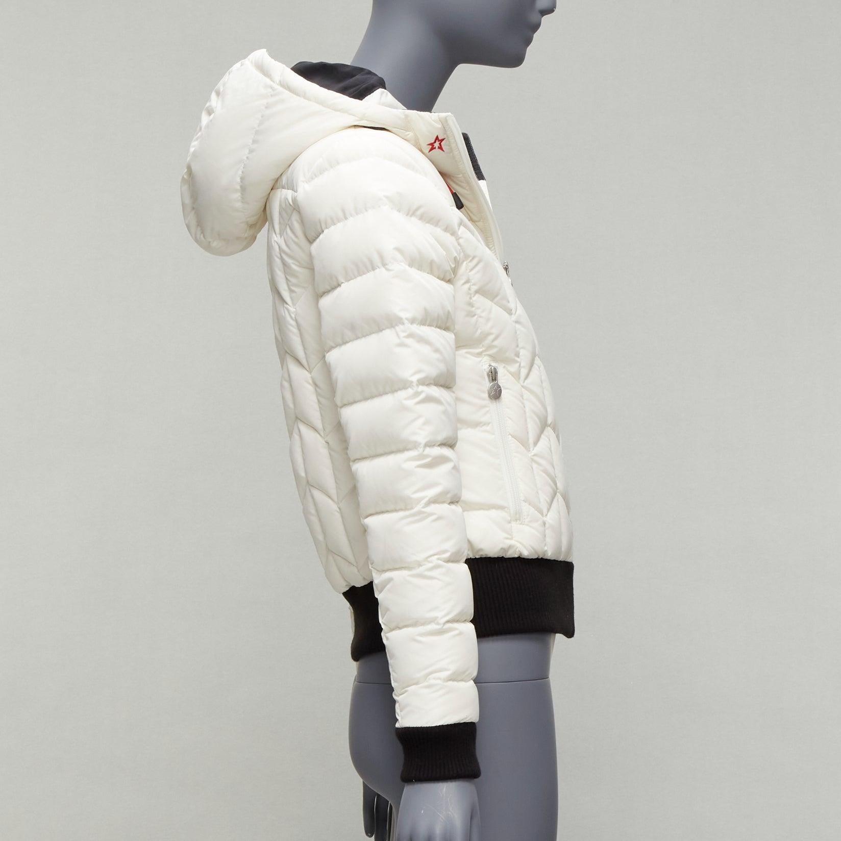 PERFECT MOMENT Veste polaire à capuche Cordon ivoire noir avec logo étoilé IT40 S en vente 1