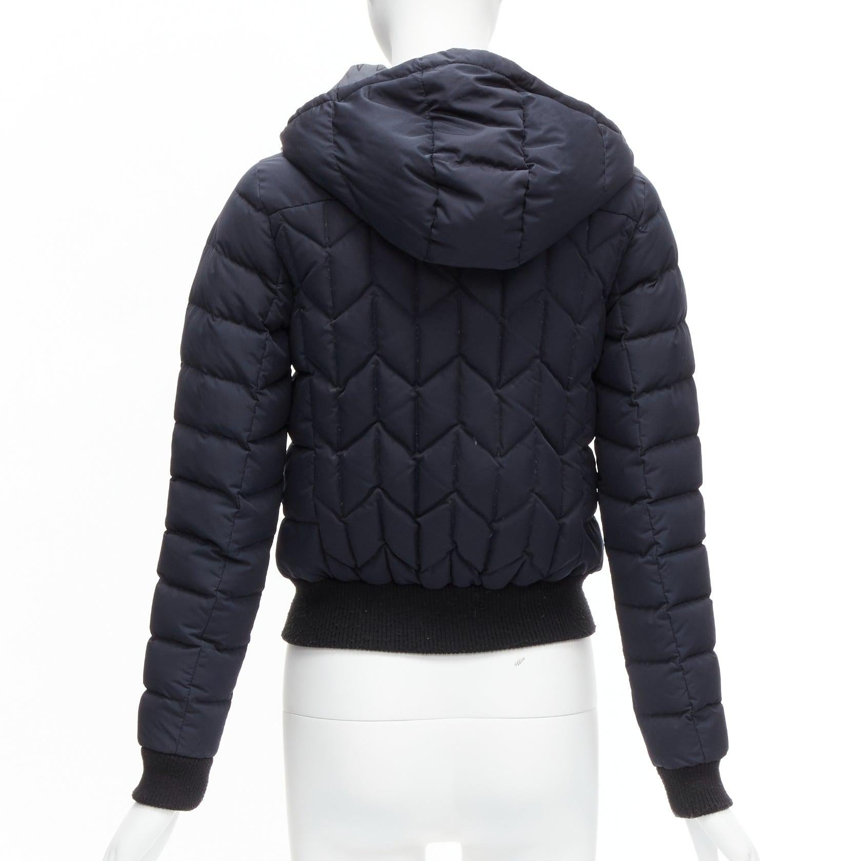PERFECT MOMENT red logo navy blue chevron quilted hooded puffer jacket XS 2