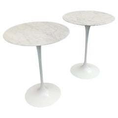 Used Perfect Pair of Saarinen Knoll Studio Round Marble Top Tulip Side or End Table