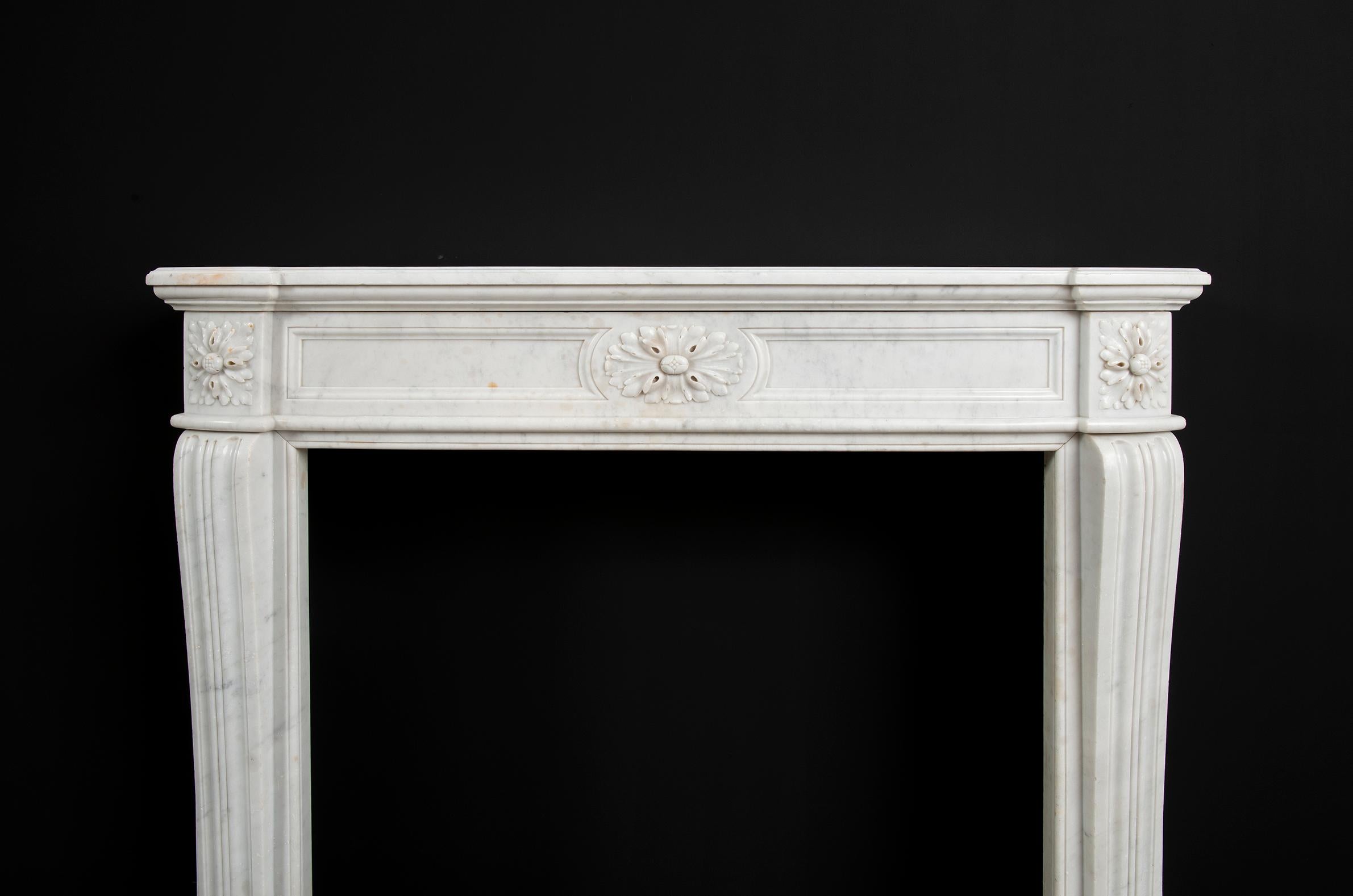French Perfect Petite Antique Fireplace Mantel in White Marble For Sale