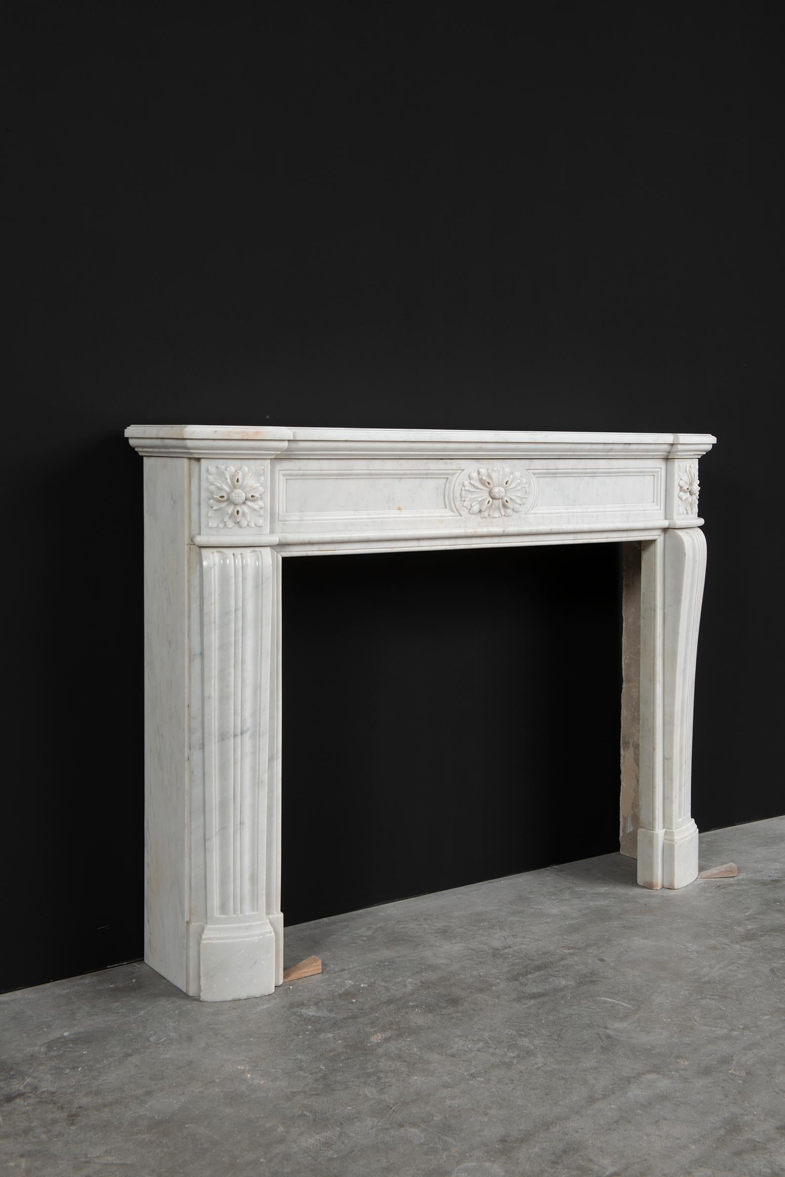 19th Century Perfect Petite Antique Fireplace Mantel in White Marble For Sale