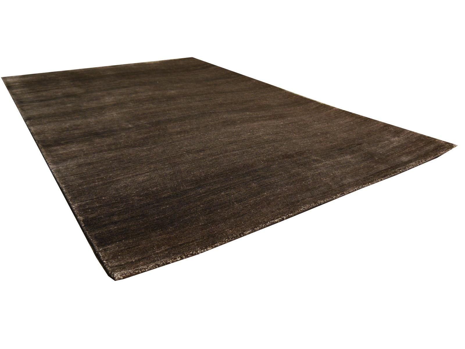 Perfect Plain Rug Collection Color Choco in Bamboo Silk by Djoharian Design For Sale 3