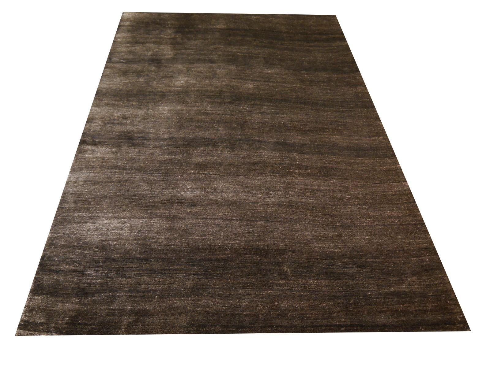 Perfect Plain Rug Collection Couleur Choco en soie de bambou par Djoharian Design en vente 12