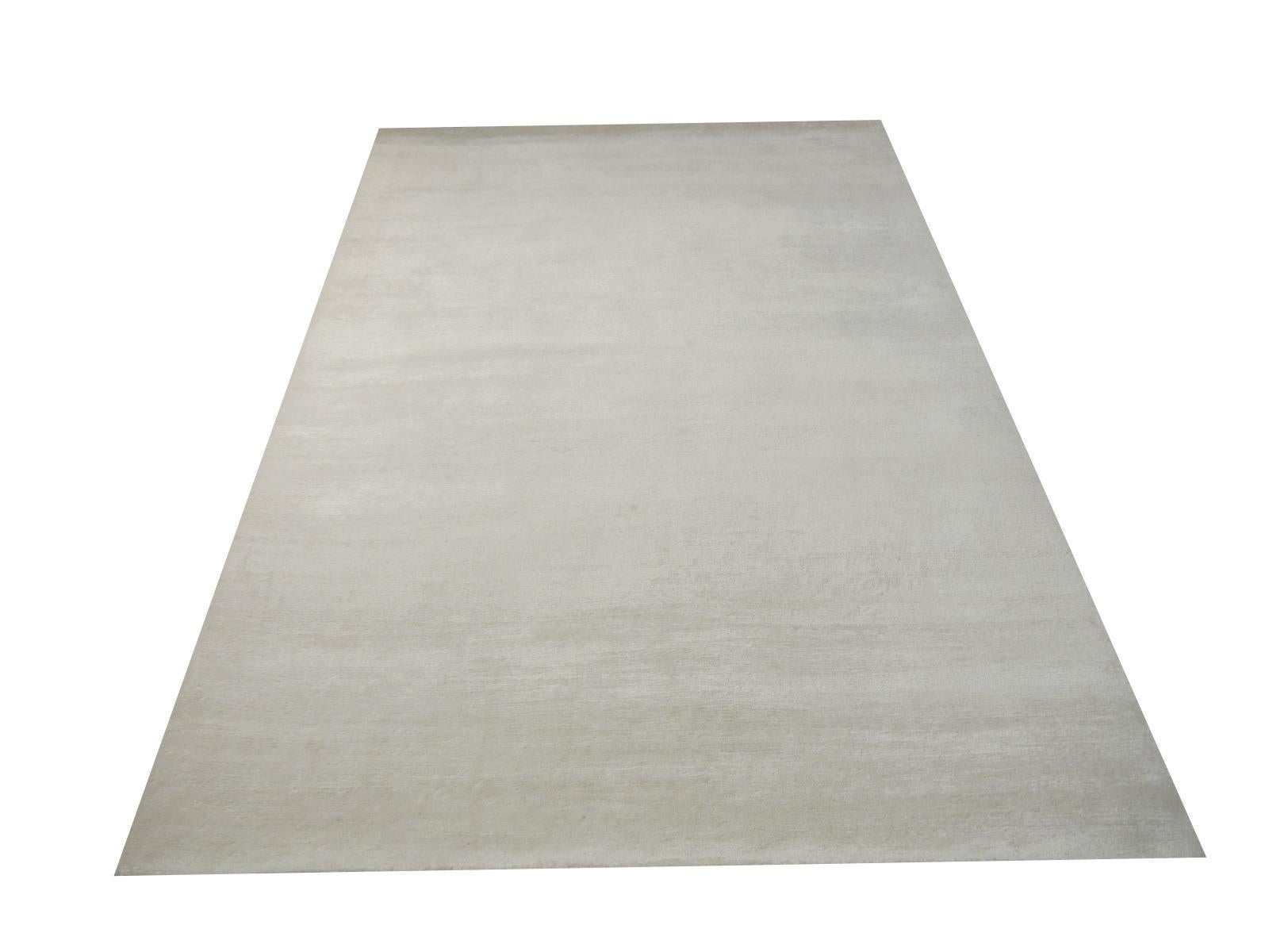 Perfect Plain Rug Collection Color Ivory in Bamboo Silk by Djoharian Design For Sale 4