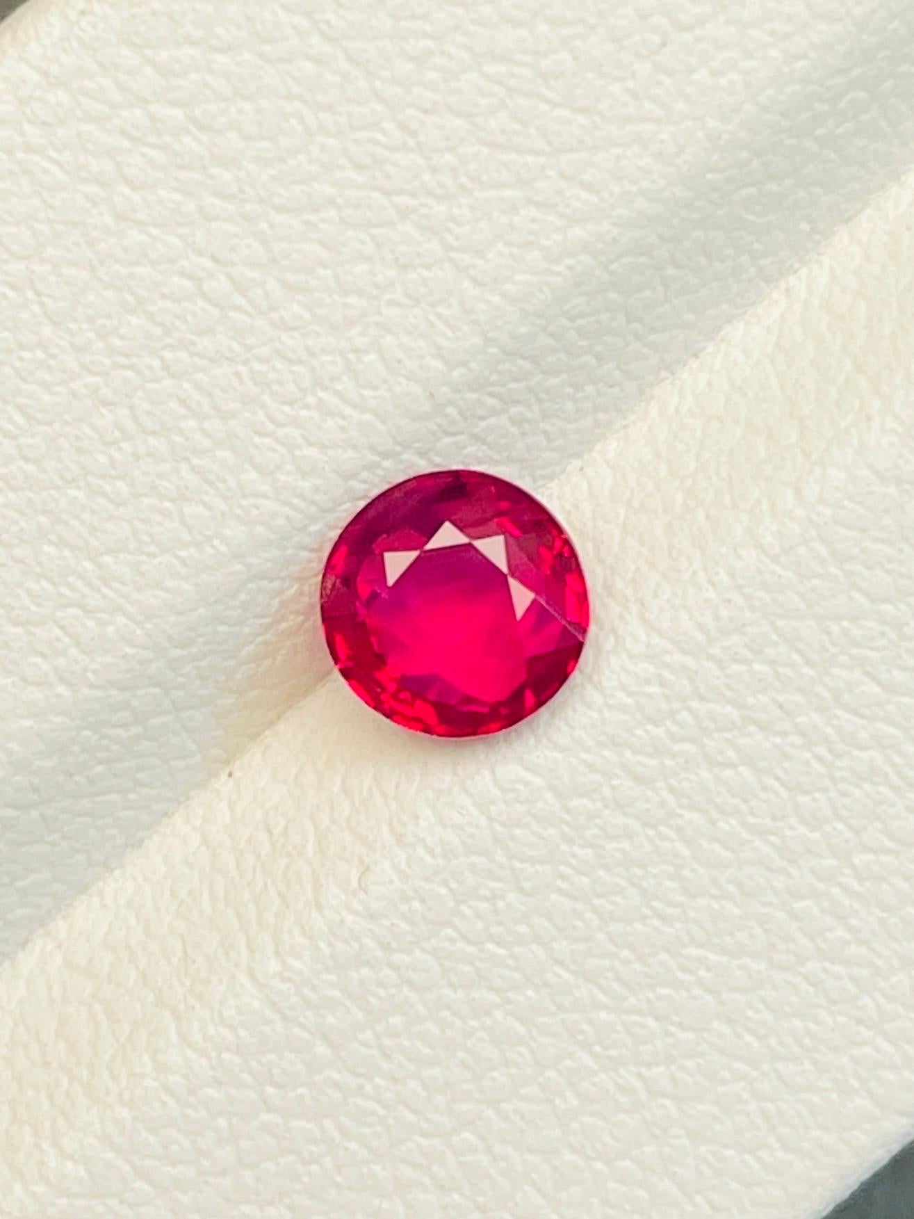 Round Cut Perfect quality of burma ruby pigeon blood Unheated 1.08ct AIGS certified 