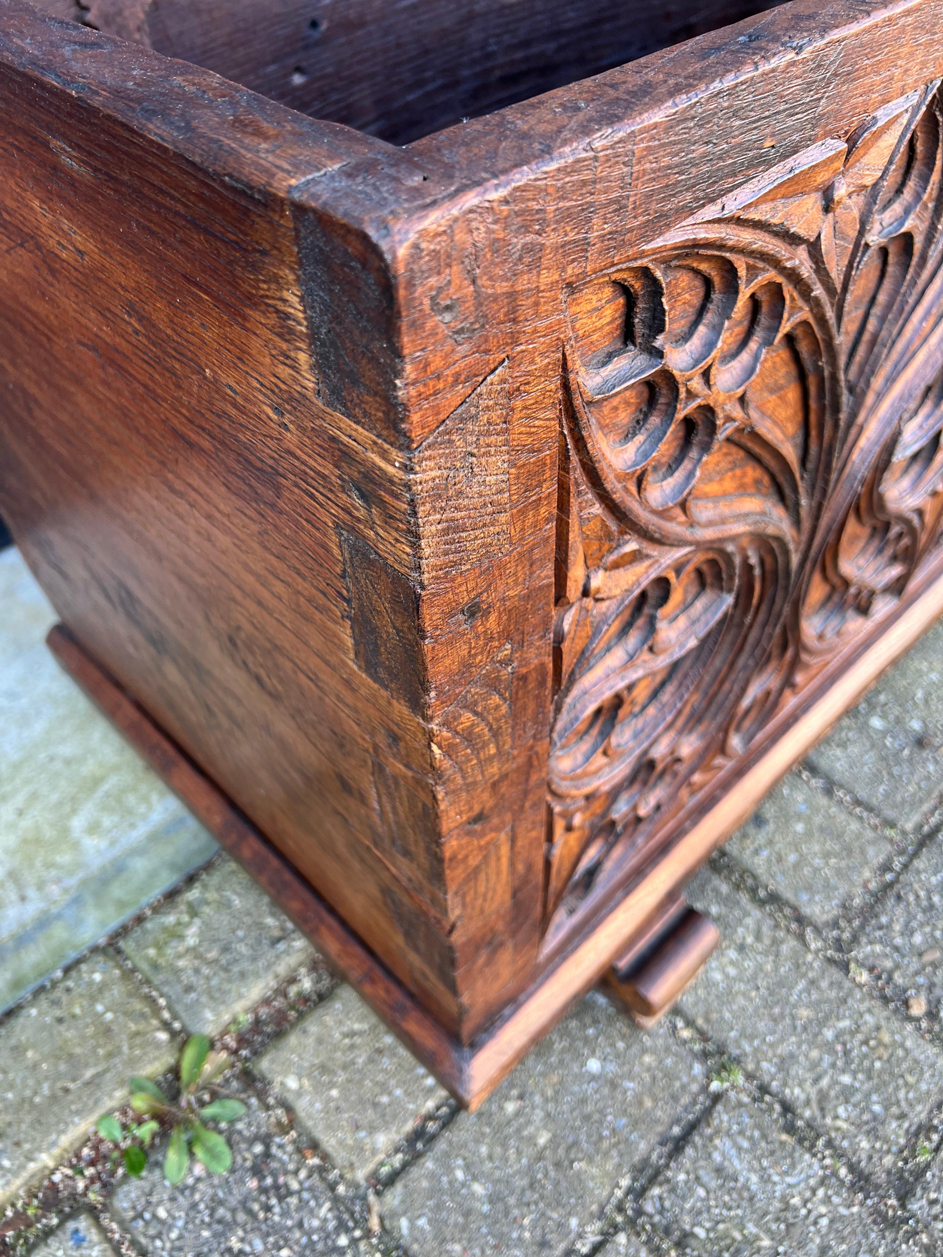 Patinated Stunning Antique Gothic Revival Hand Carved Elm Wood Blanket Chest / Trunk 1750 For Sale