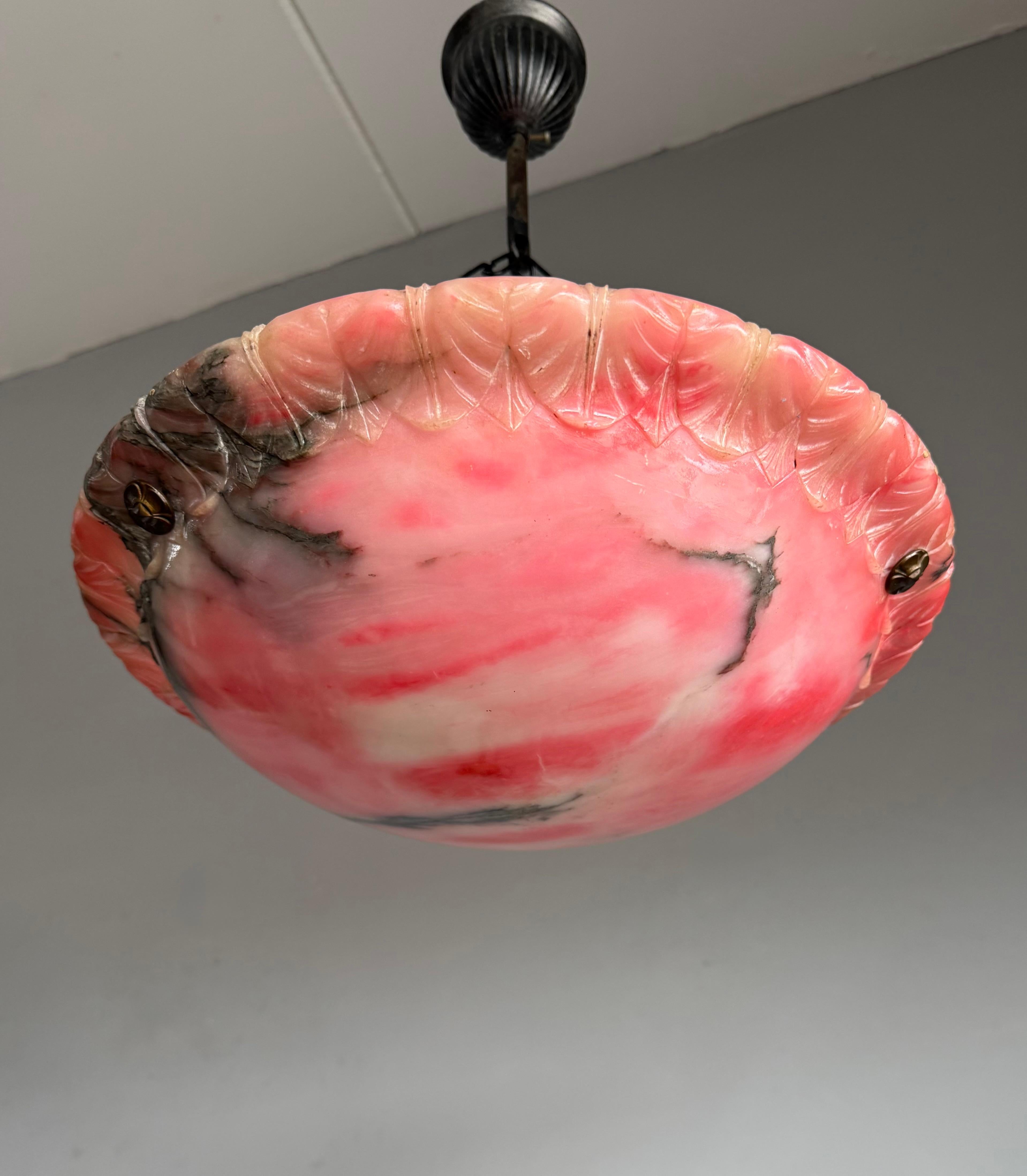 Perfekte Größe & perfekt ausbalancierte antike Alabaster Pendelleuchte / Kronleuchter im Zustand „Gut“ im Angebot in Lisse, NL