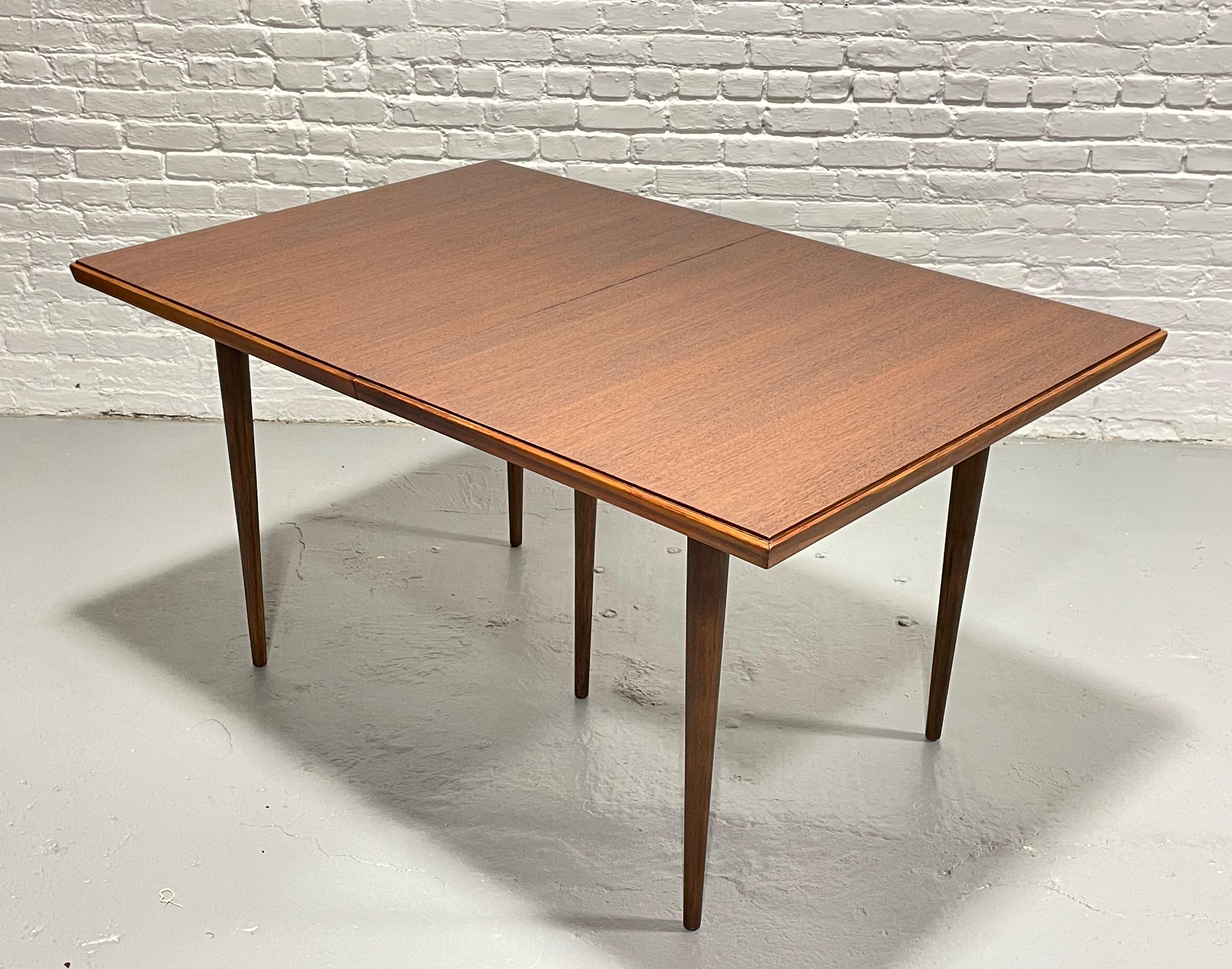 Perfect Size WALNUT Mid Century Modern DINING TABLE + Expansion Leaf, c. 1960's In Good Condition For Sale In Weehawken, NJ
