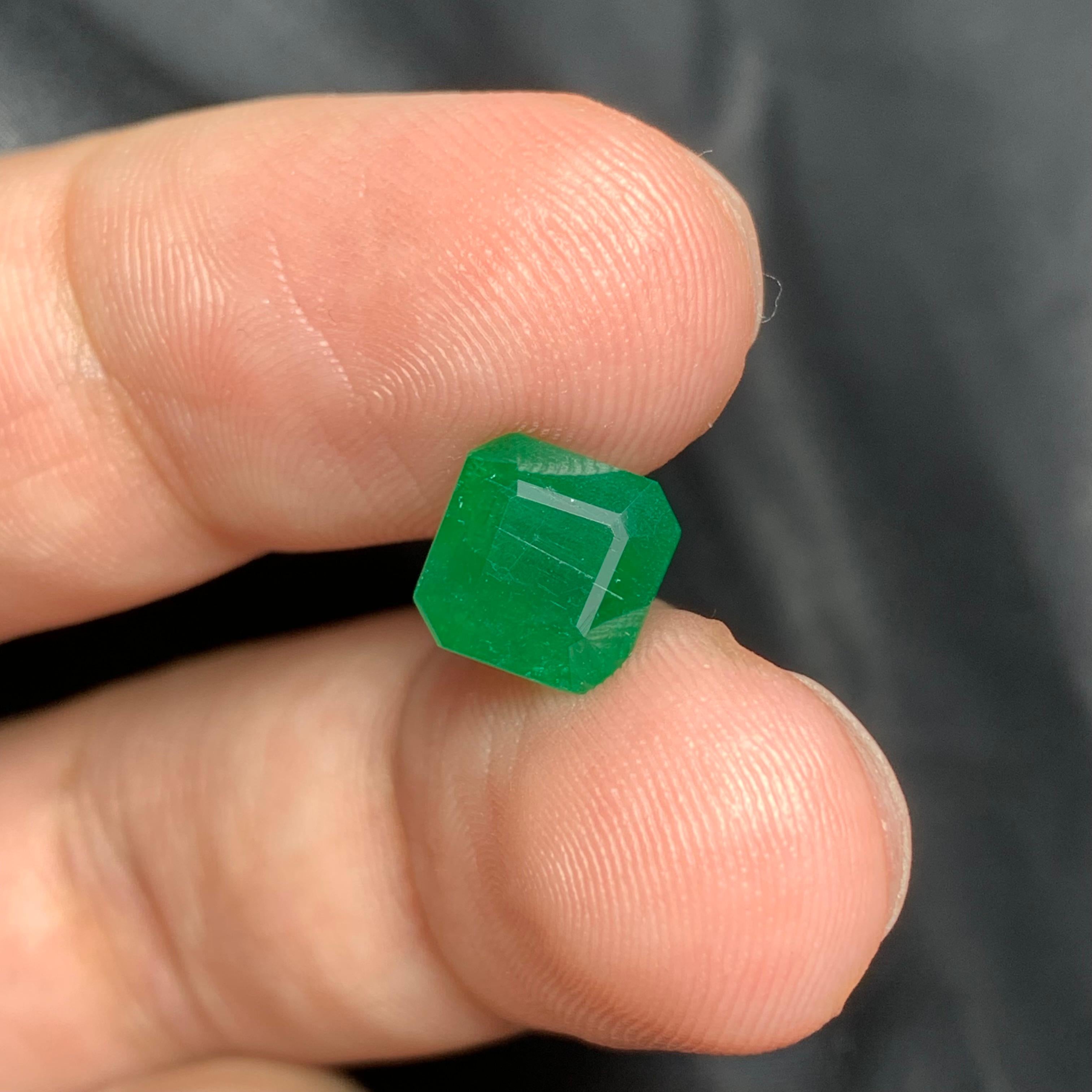 Arts and Crafts Perfect Square Shape Natural 2.30 Carat Loose Emerald From Swat Mine  For Sale