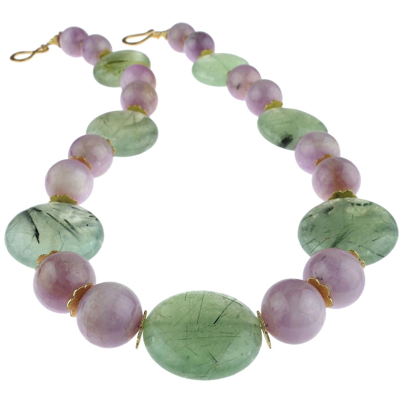 AJD 18 Inch Perfect Summer Necklace of Kunzite and Prehnite