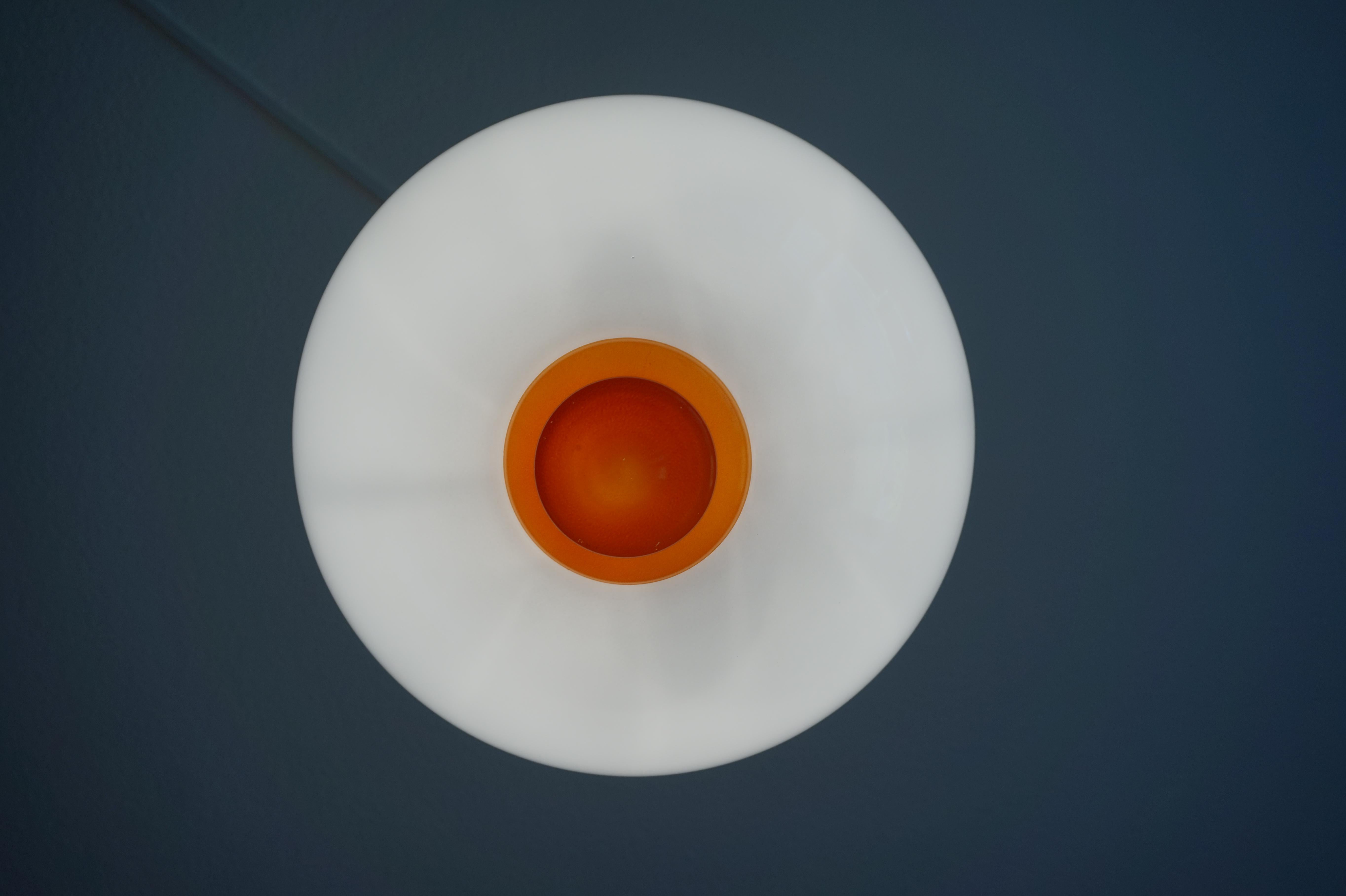 Perfect White and Vibrant Orange Mid-Century Modern Pendant / Light Fixture In Excellent Condition For Sale In Lisse, NL