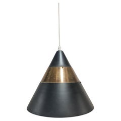 Pendelleuchte aus perforiertem Schwarz und Messing Modell 51184 von Maria Lindeman für Idman, 1950er Jahre
