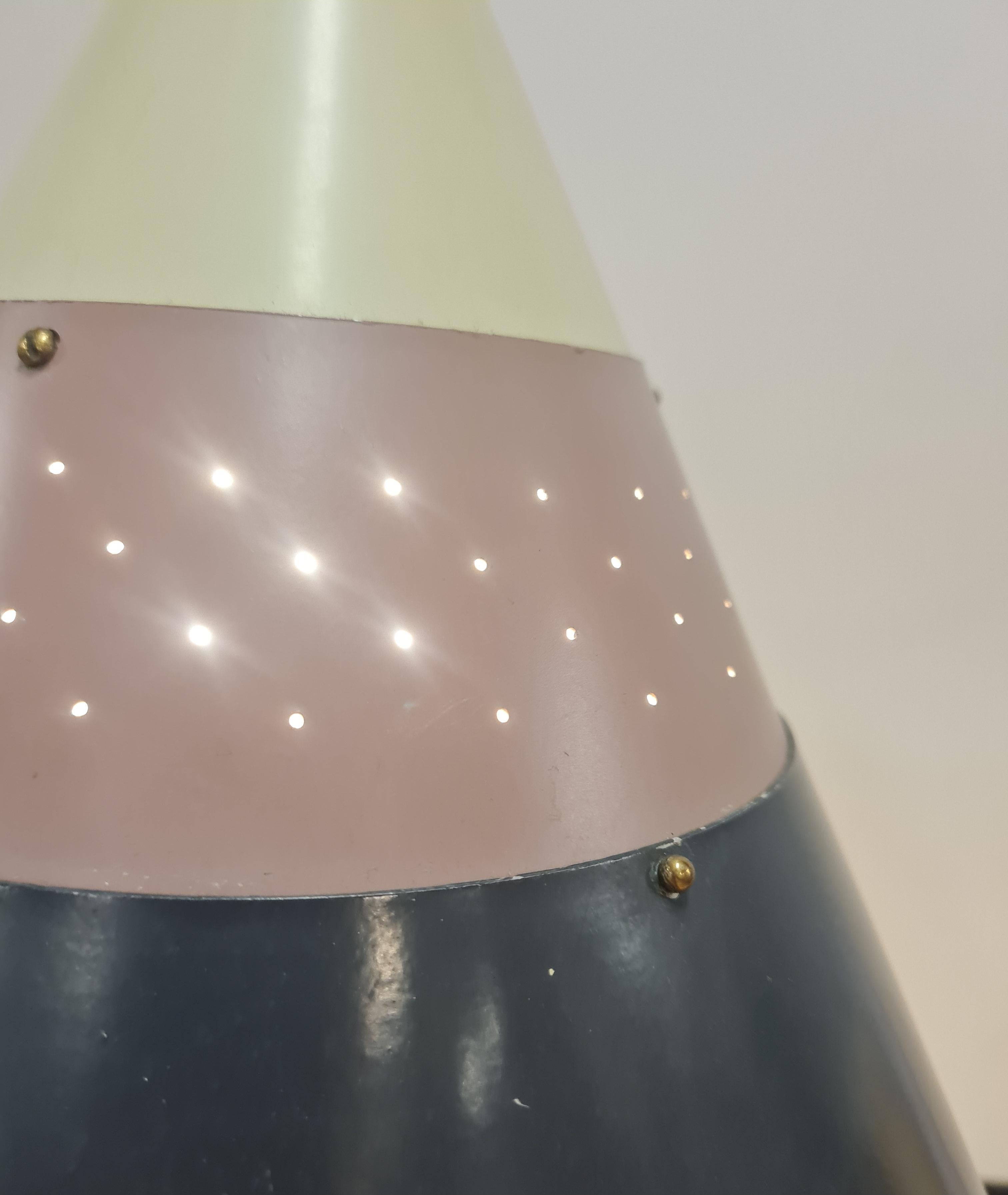 Ciondolo da soffitto a cono traforato Modello 51184 di Maria Lindeman per Idman, anni '50 in vendita 4