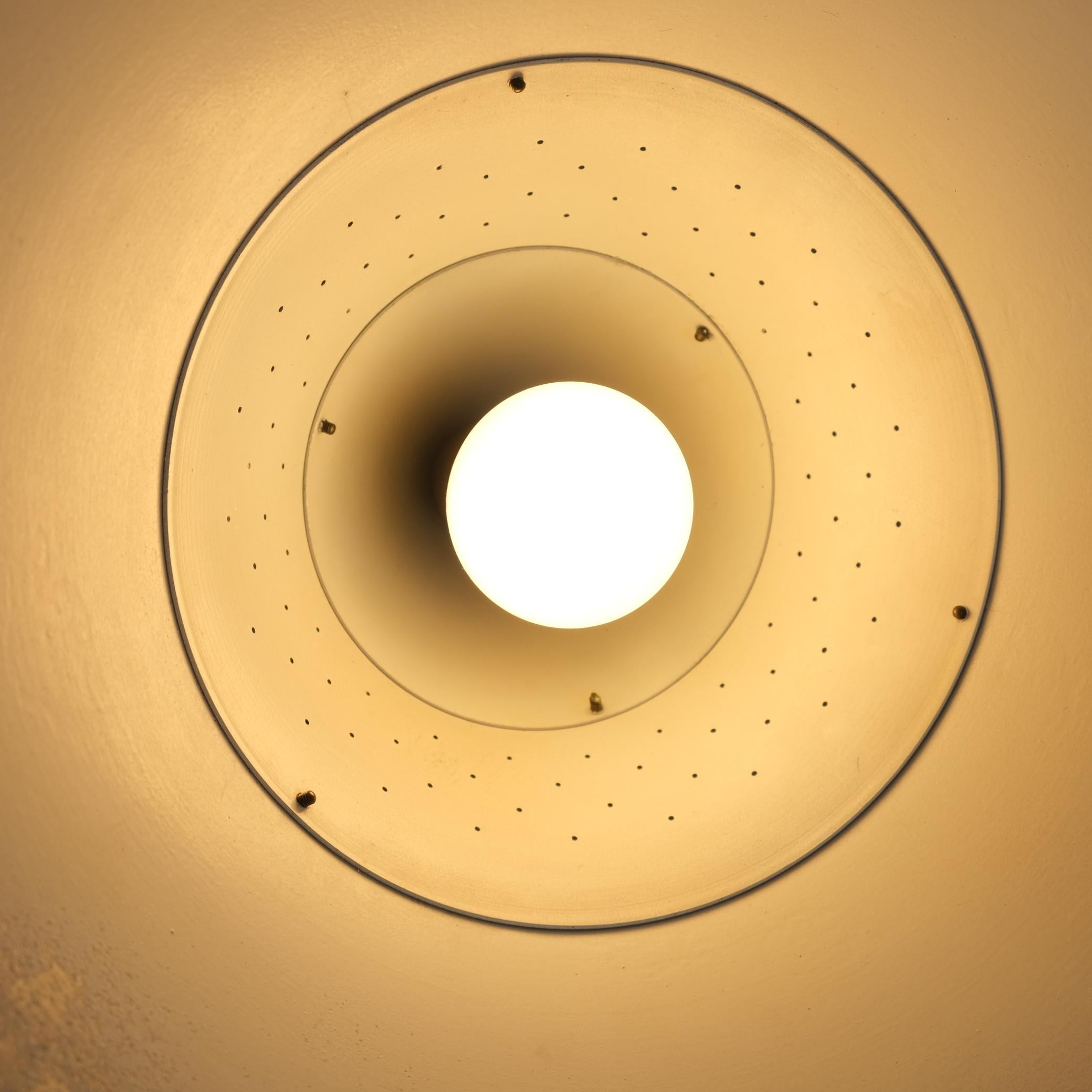 Ciondolo da soffitto a cono traforato Modello 51184 di Maria Lindeman per Idman, anni '50 in vendita 5