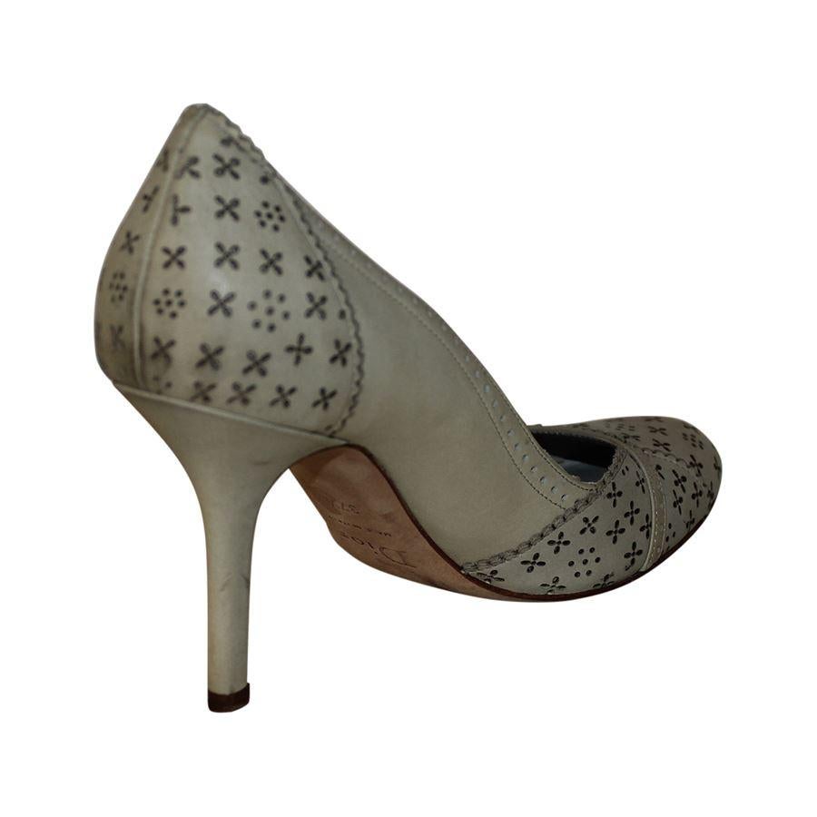 Leather Beige color Perforated Heel height cm 9 (3.54 inches)
