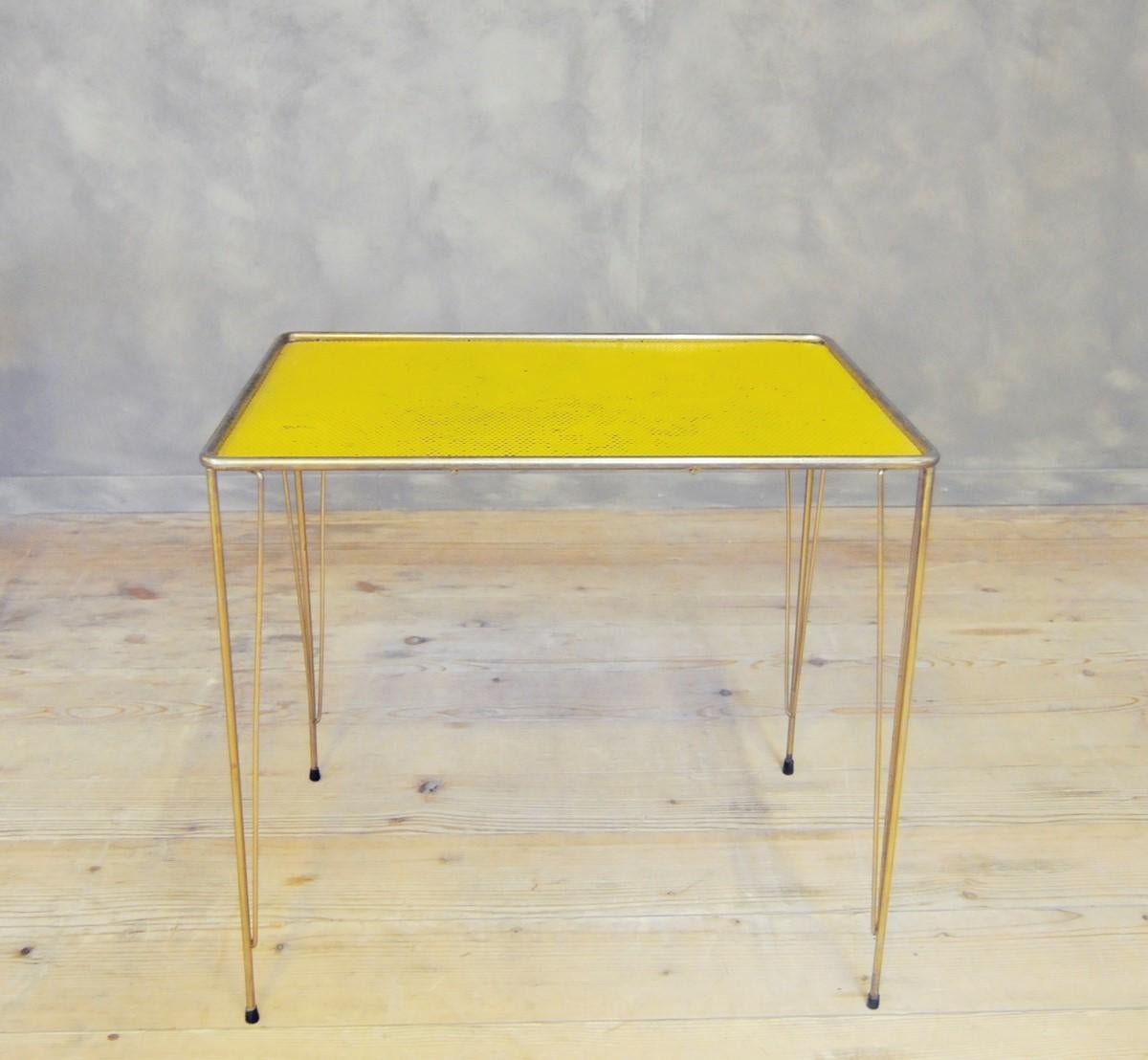Perforated Metal Nesting Tables In Good Condition For Sale In cham, CH