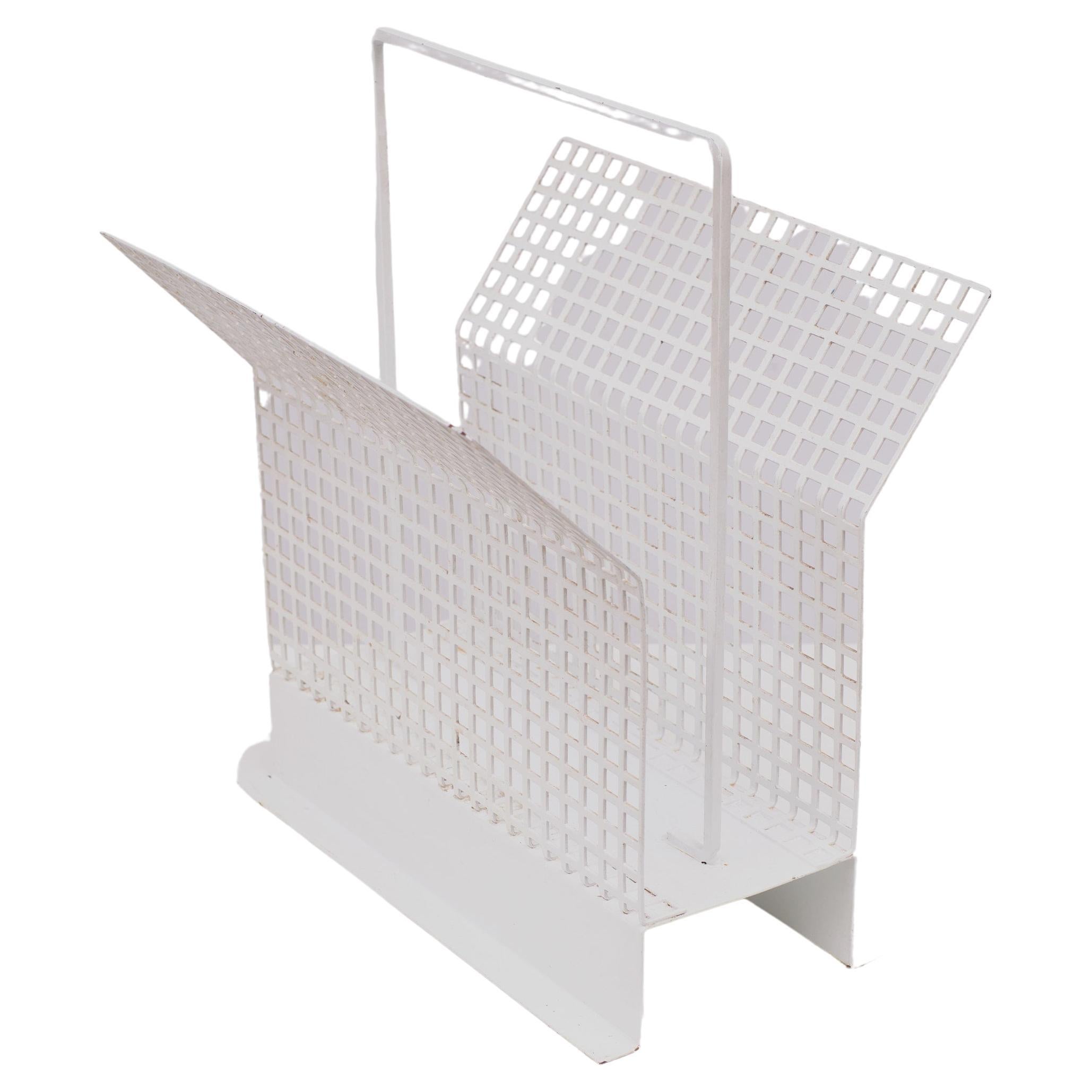 Perforated Metal News Paper Rack, 1960s, France In Good Condition For Sale In Den Haag, NL